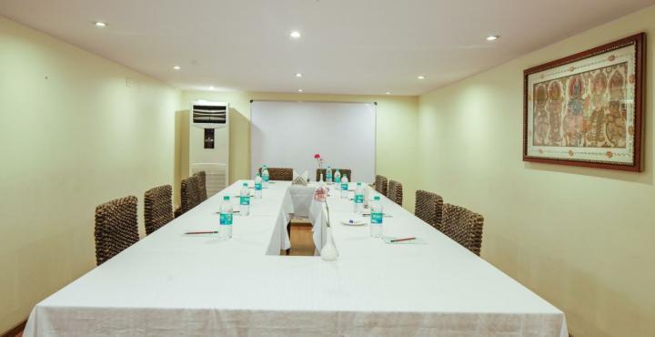 Hotel La Sara Hometel Bangalore