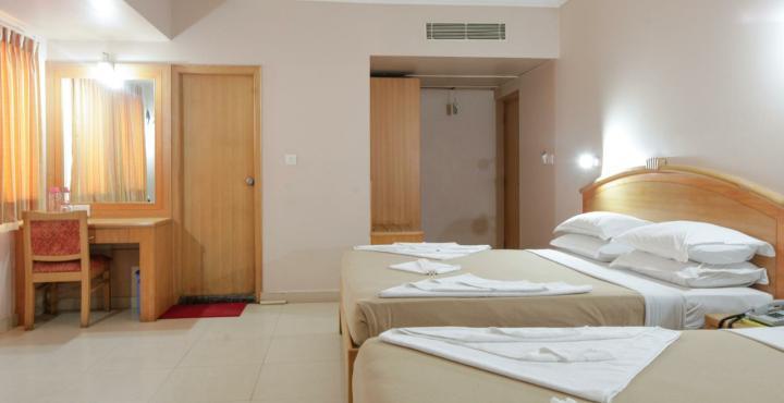 Oyo 15781 Shree Adiga Residency Inn