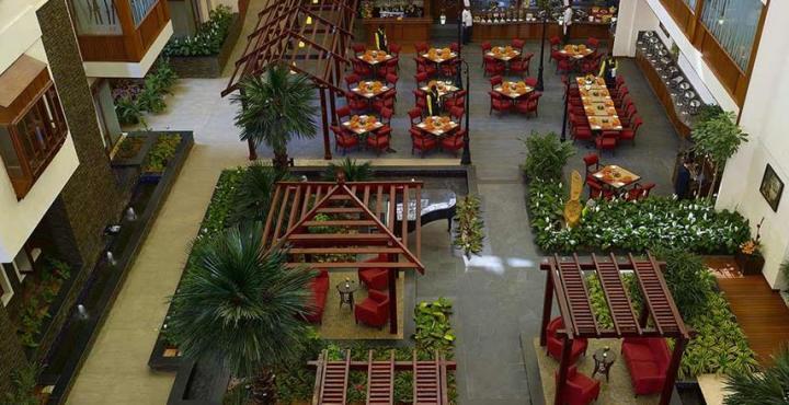 Aparthotel The Paul 5*