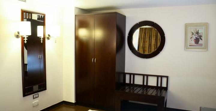 Hotel Citadel Sarovar Portico