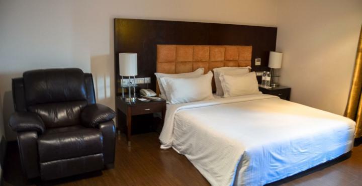 Citadel Sarovar Portico Hotel