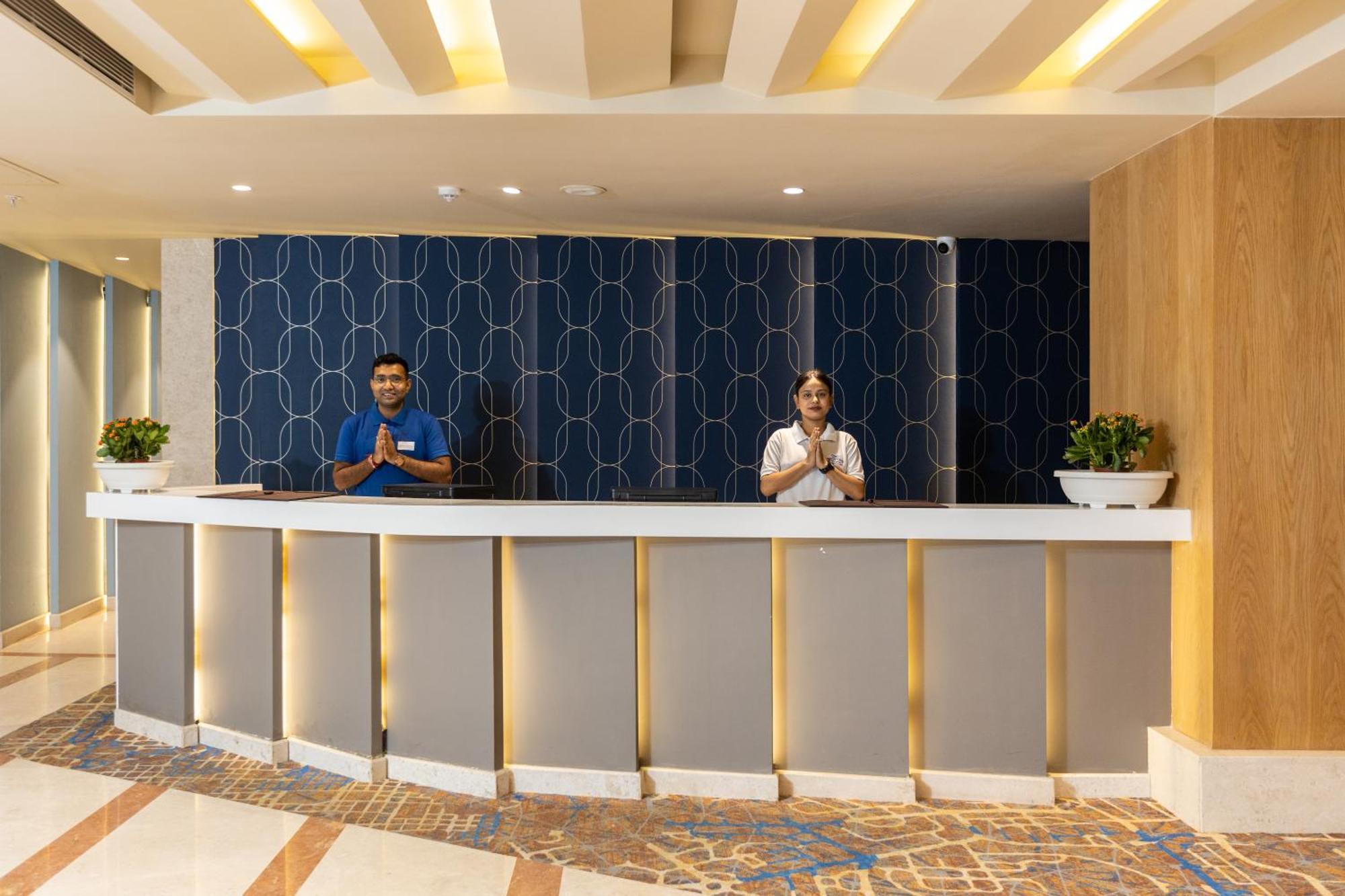 Hotel Citadel Sarovar Portico Bangalore