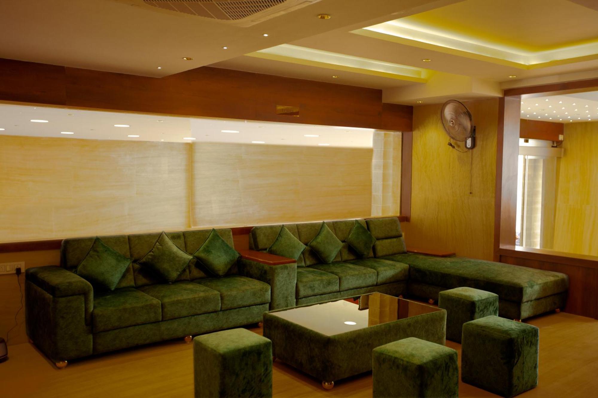 Golden Fortune Hotel