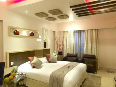 The Solitaire Hotel