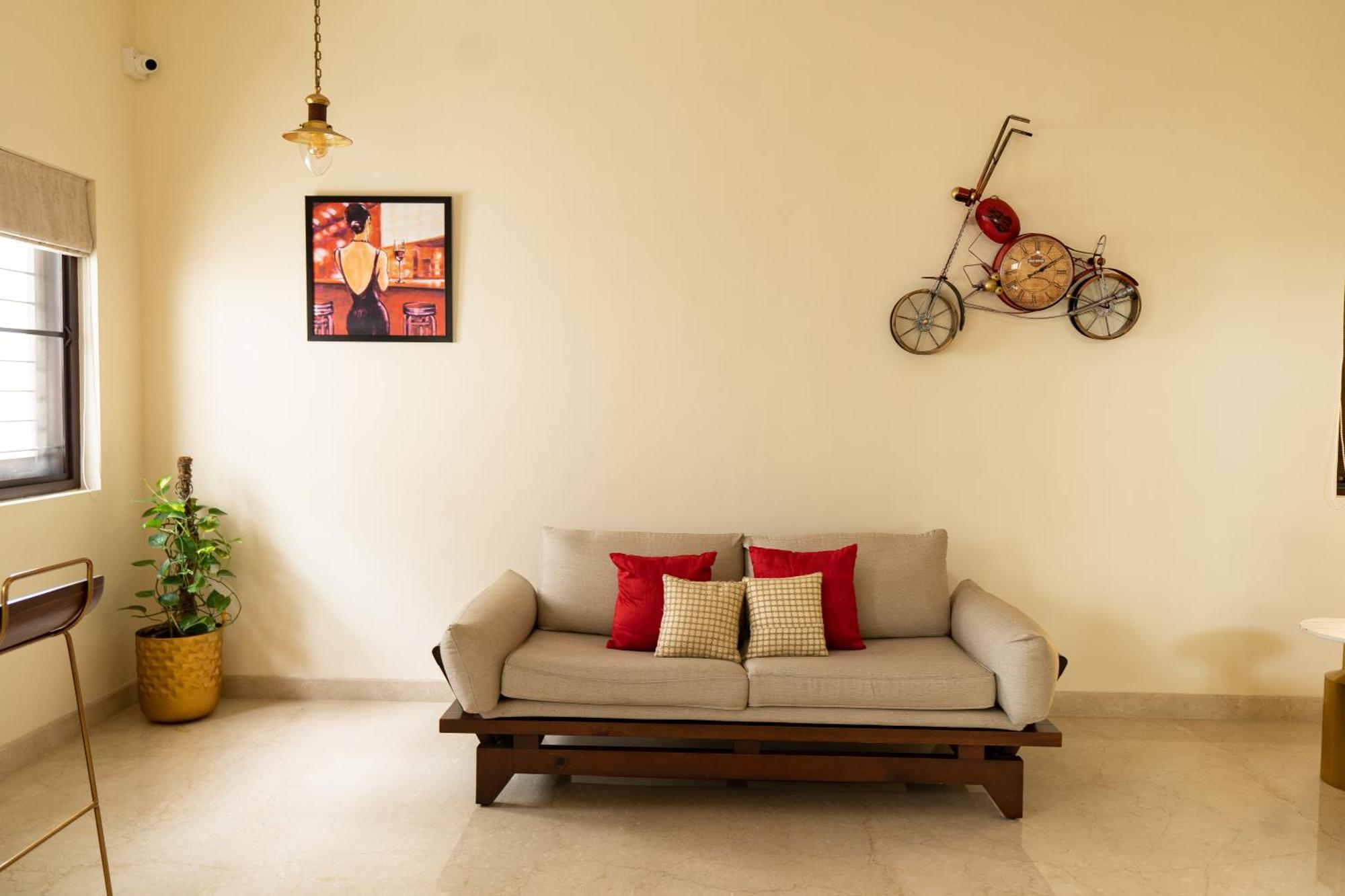 Luho 125 Bed & Breakfast Bangalore