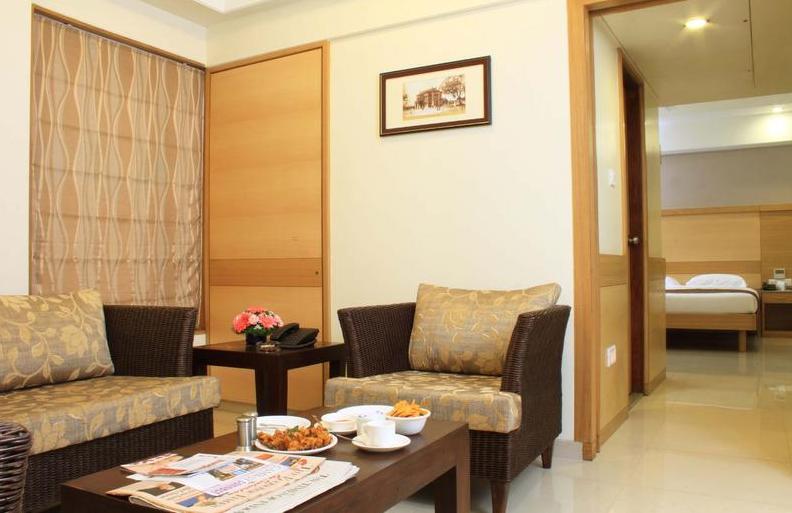 Hotel Crn Canary Bangalore