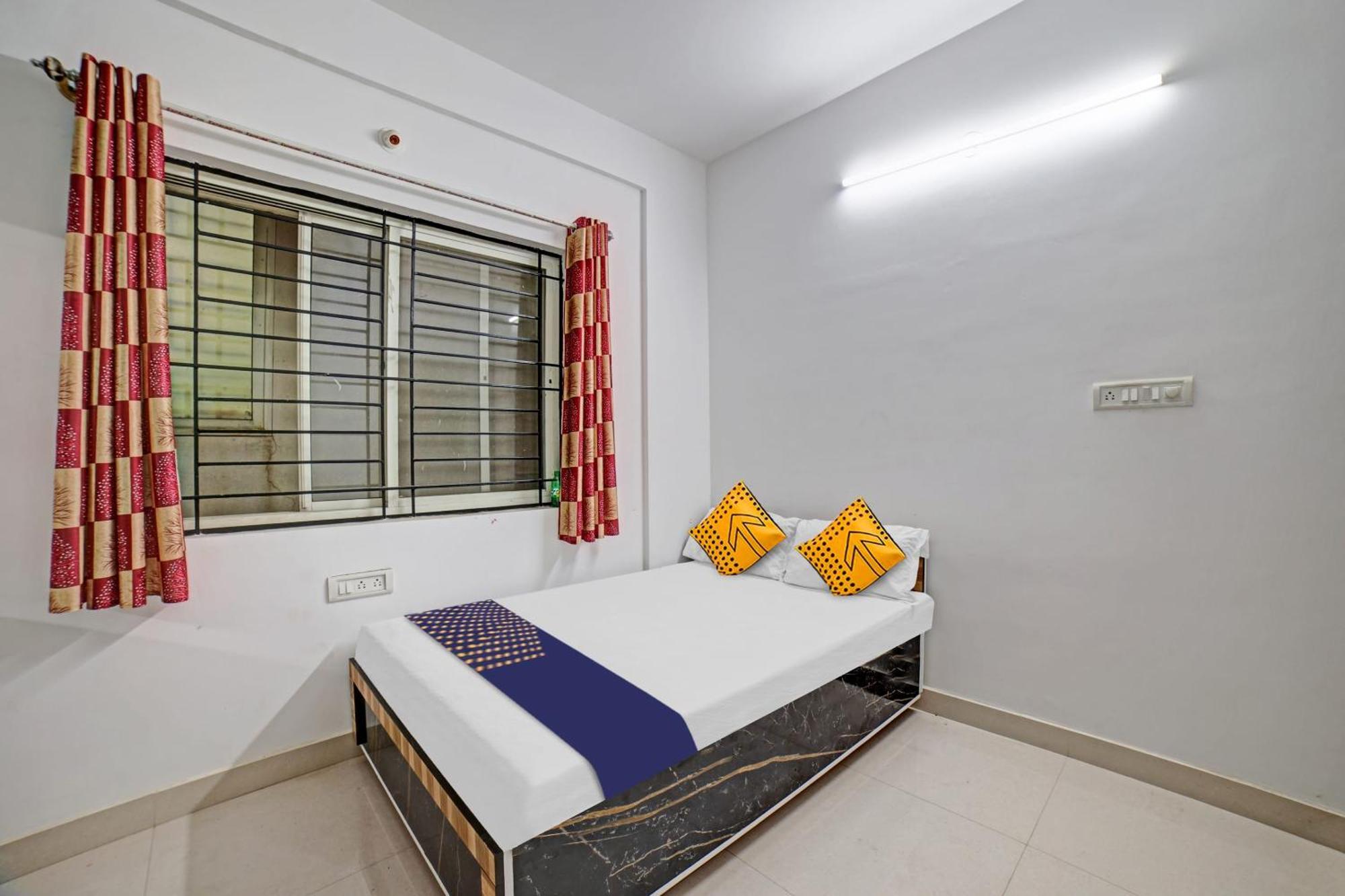 Spot On 81164 San International Hotel