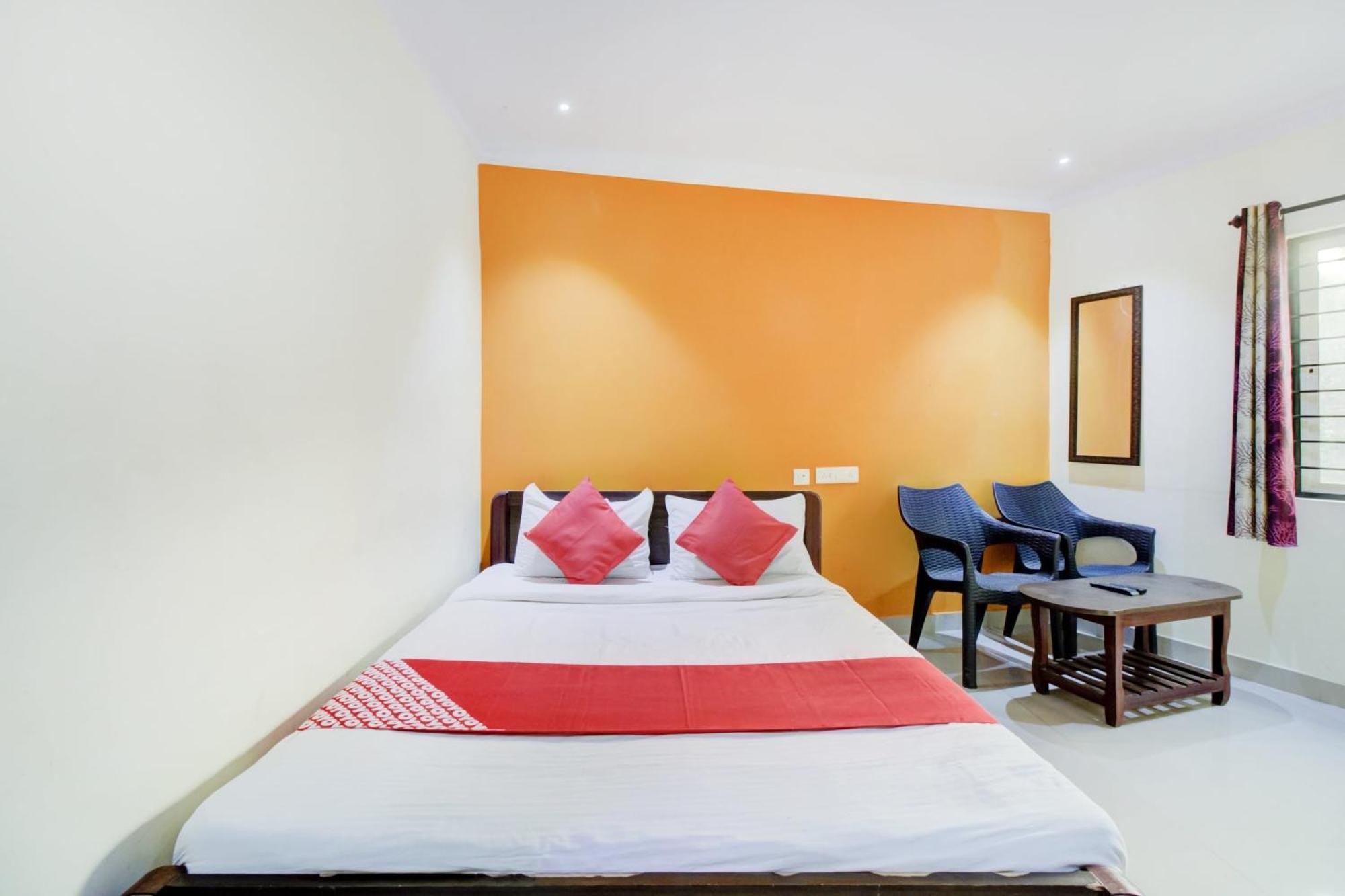 Hotel Oyo Flagship Malnad Grand Bangalore