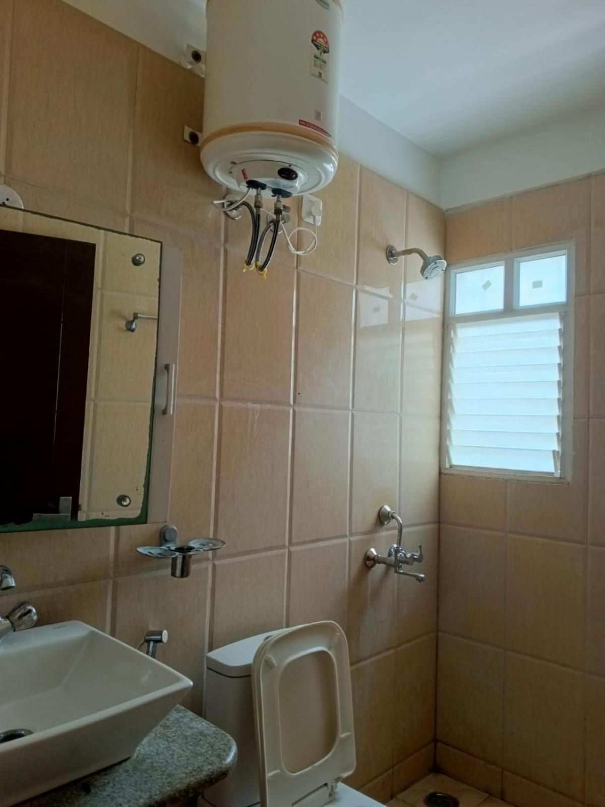 Alpine Fiesta - 2bhk Independent Home-stay Apartment *