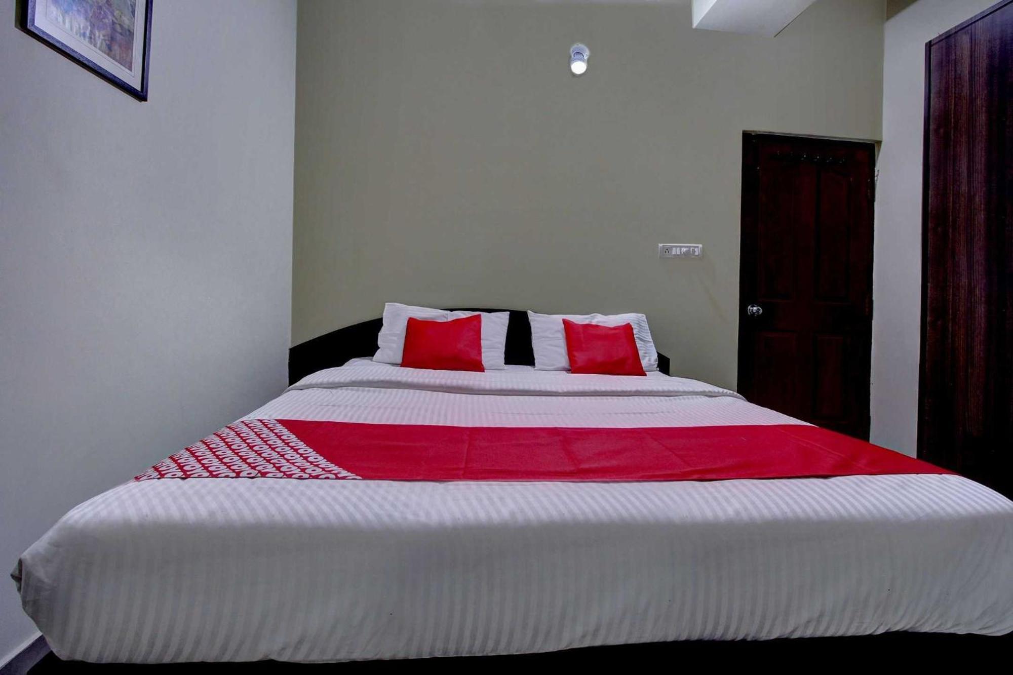 O Sri Sai Comforts Near Kengeri Bus Terminal Metro Station 3*
