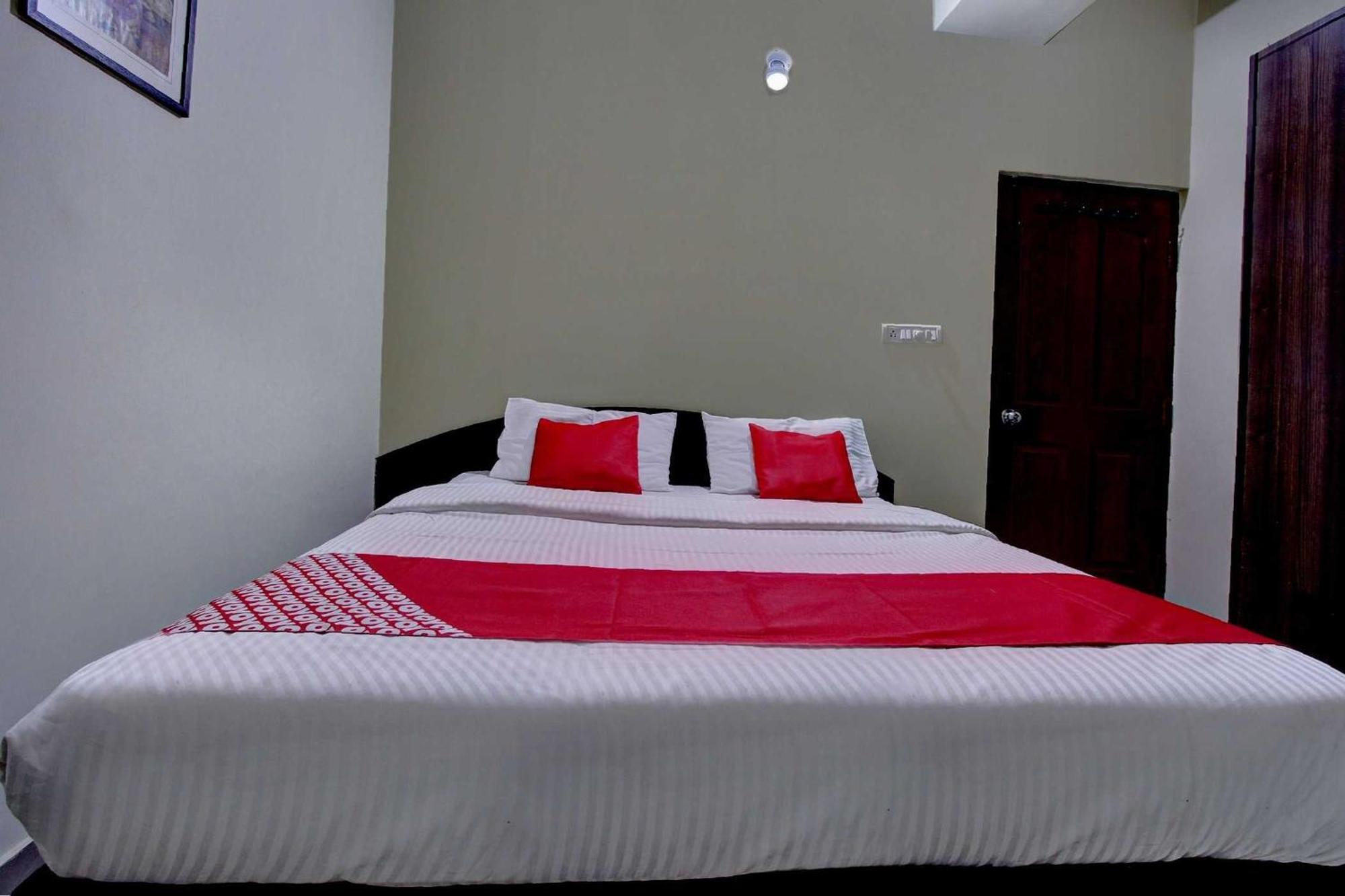 O Sri Sai Comforts Near Kengeri Bus Terminal Metro Station Hotel 3*