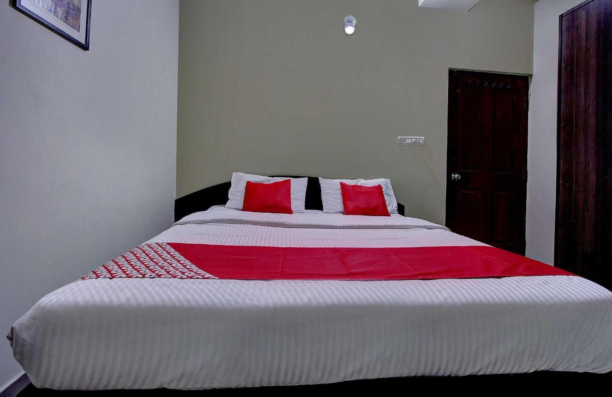 Hotel O Sri Sai Comforts Near Kengeri Bus Terminal Metro Station