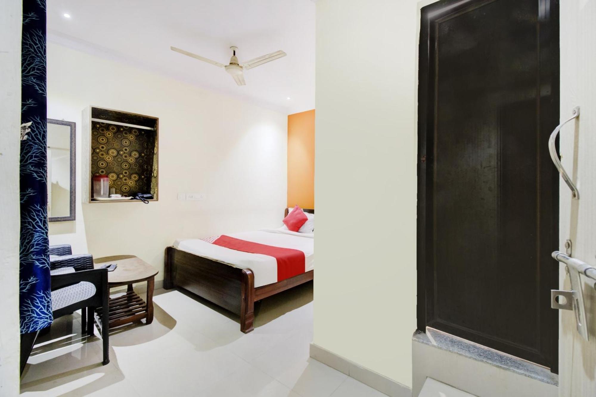 Hotel Oyo Flagship Malnad Grand 3*