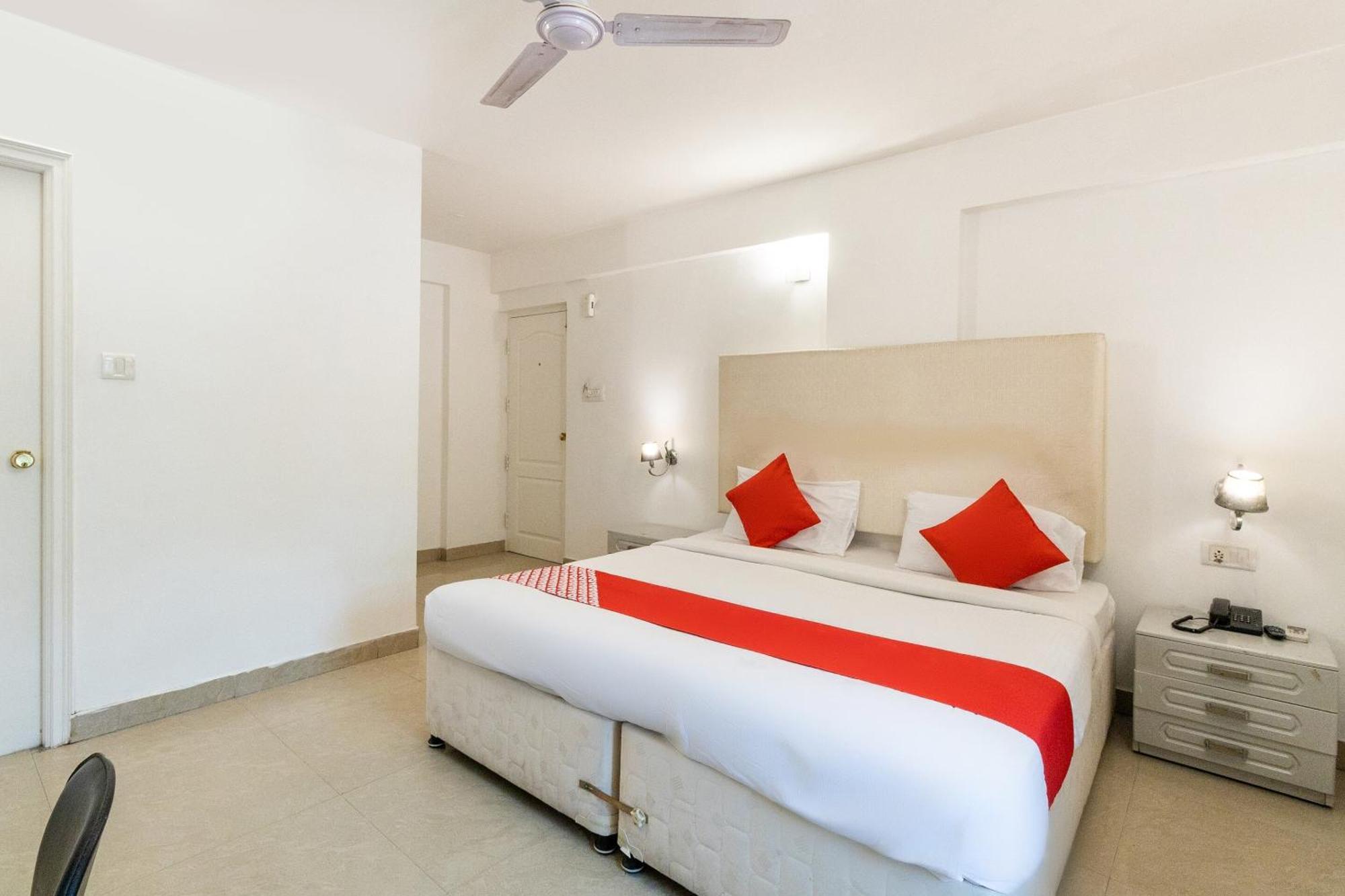 Hotel Oyo Fiesta Grand