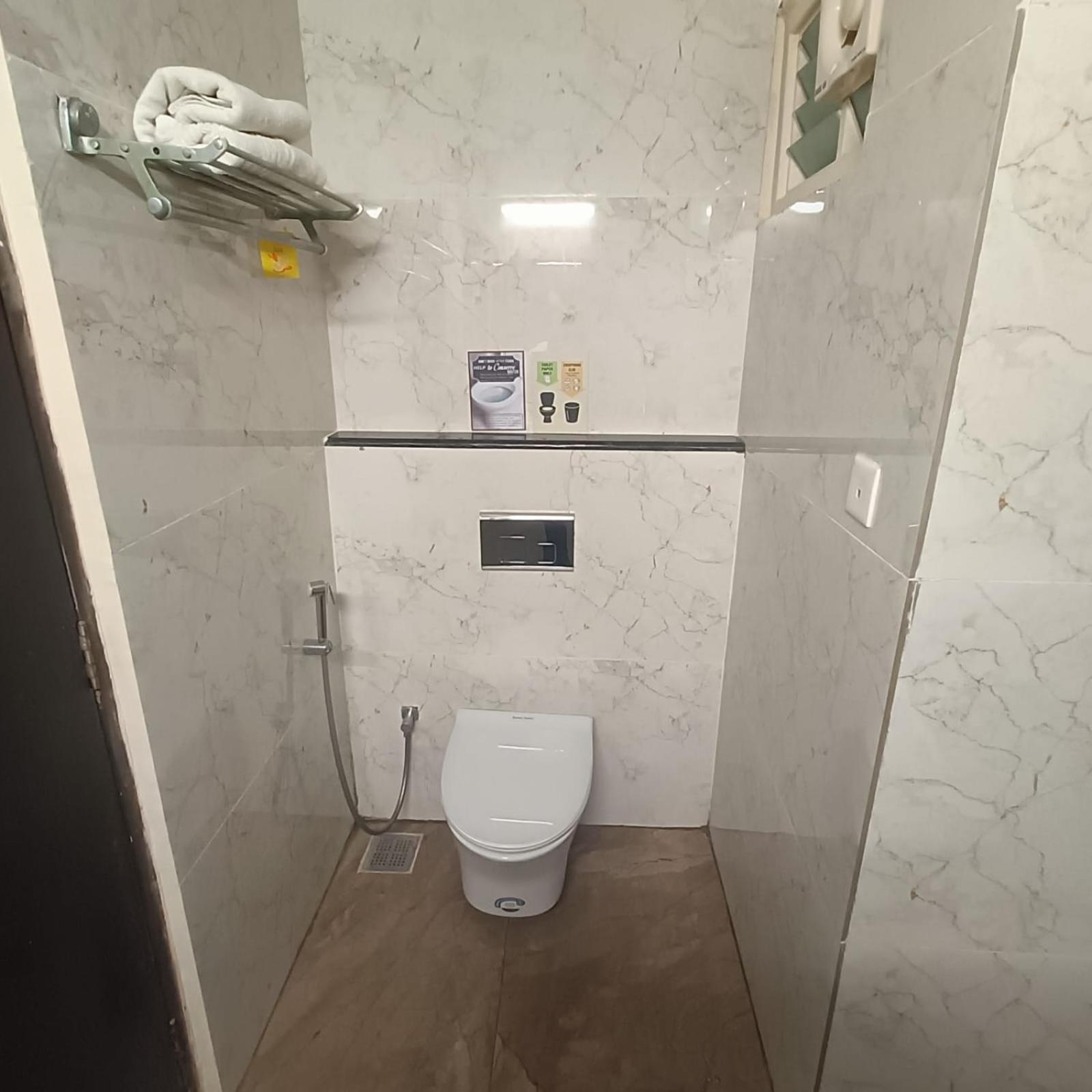 Astra & Whitefield Near To Nallurahalli Metro Station And Ktpo Hotel