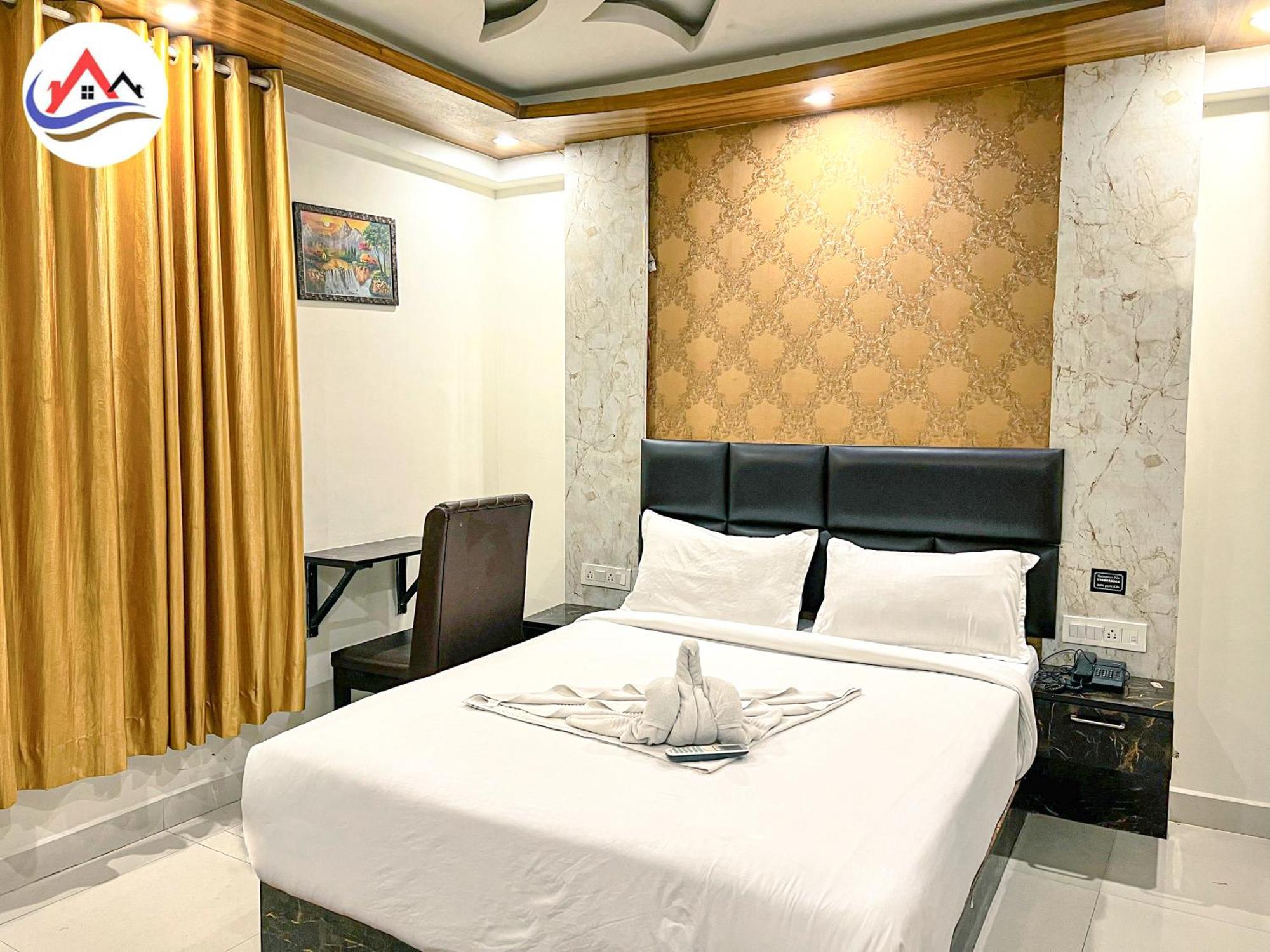 Hotel Mount Park Madiwala 5*