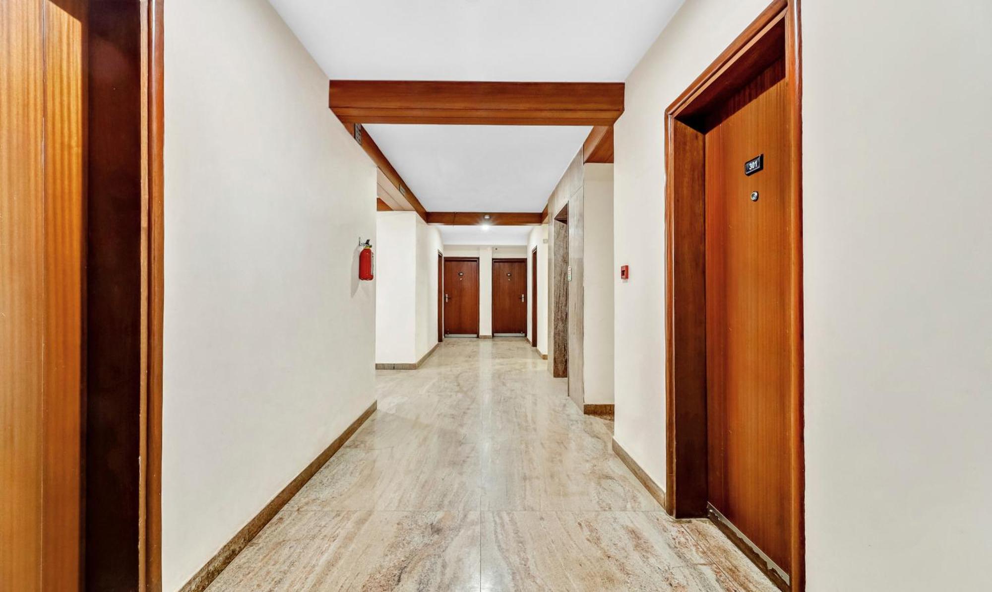 Hotel Treebo The Grand Skyla Marathahalli