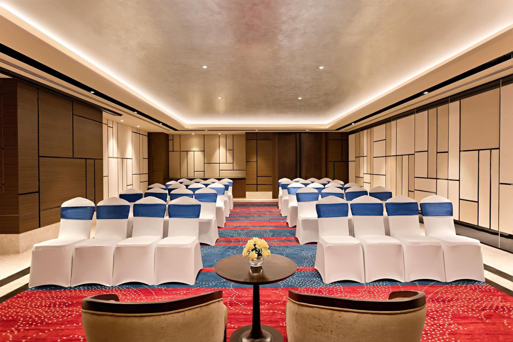 Sheraton Grand Whitefield & Convention Center 5* Bangalore