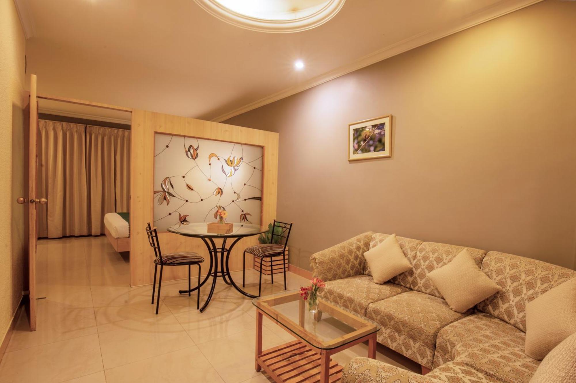 Hotel Cross Roads Bangalore