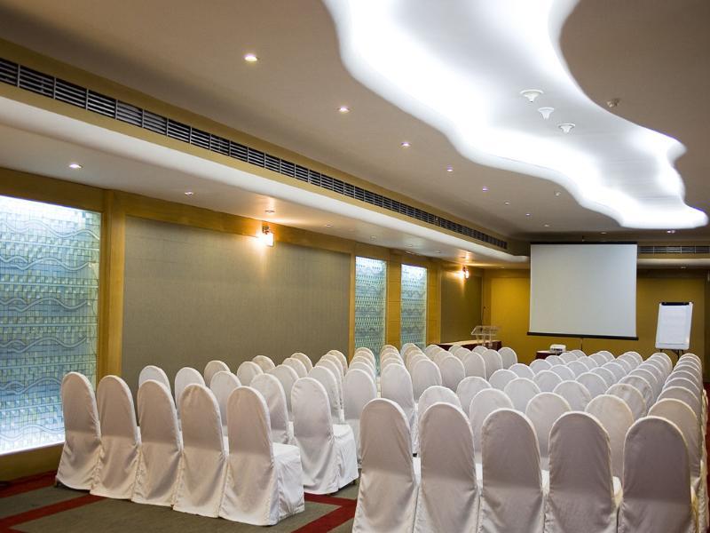 Hotel Le Meridien Bangalore
