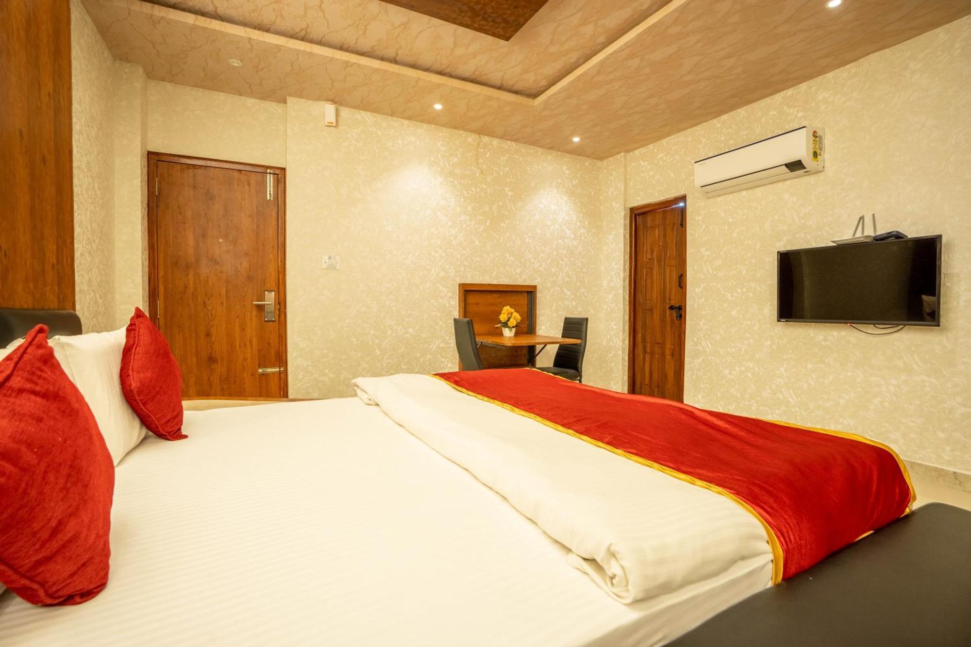 Seasons Hotel Bangalore