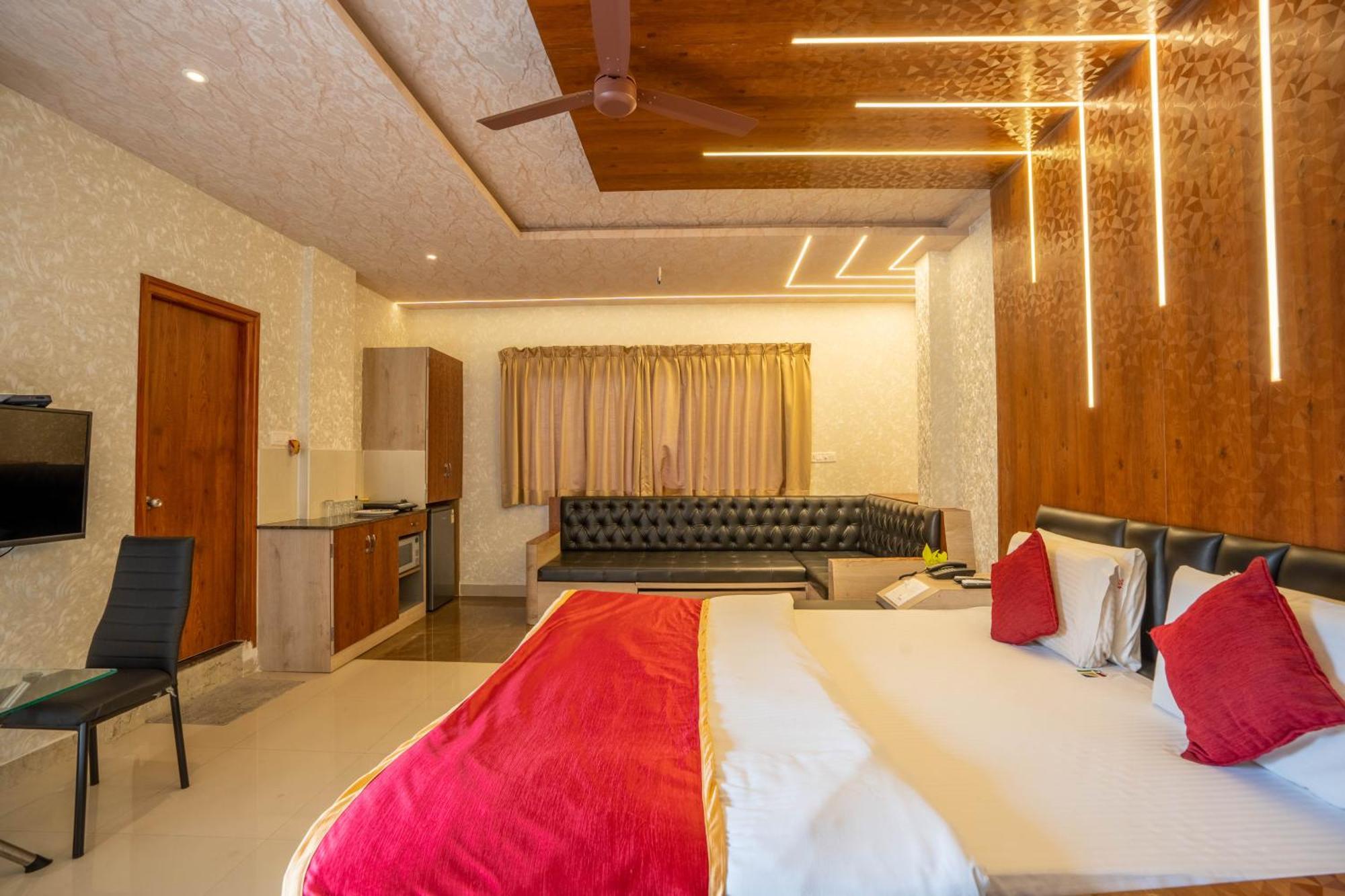 Hotel Seasons Bangalore