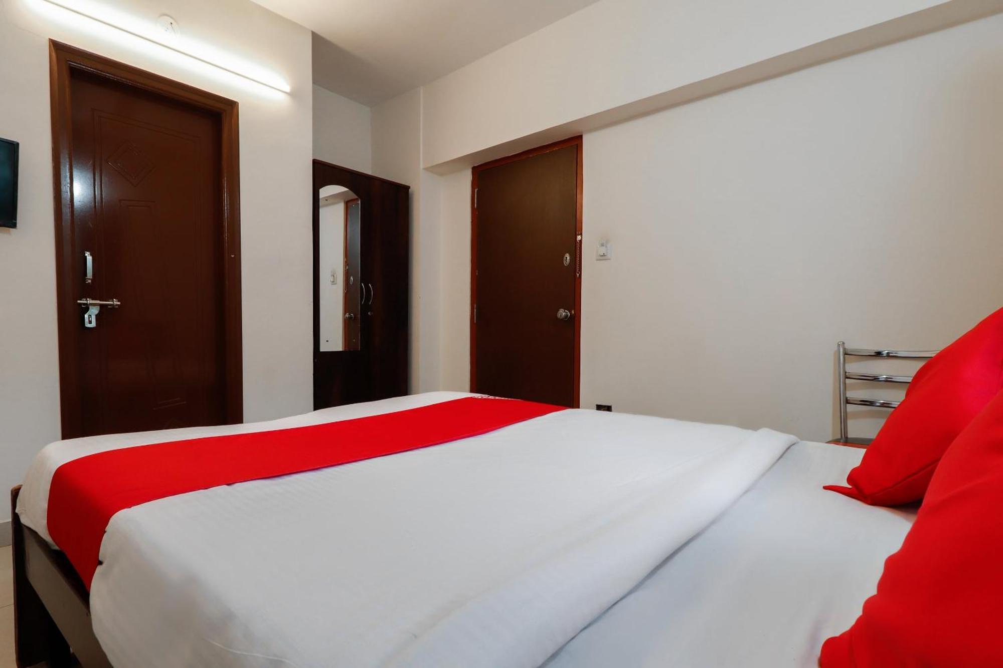 Gn Collection O Near Rajajinagar Industrial Estate Hotel