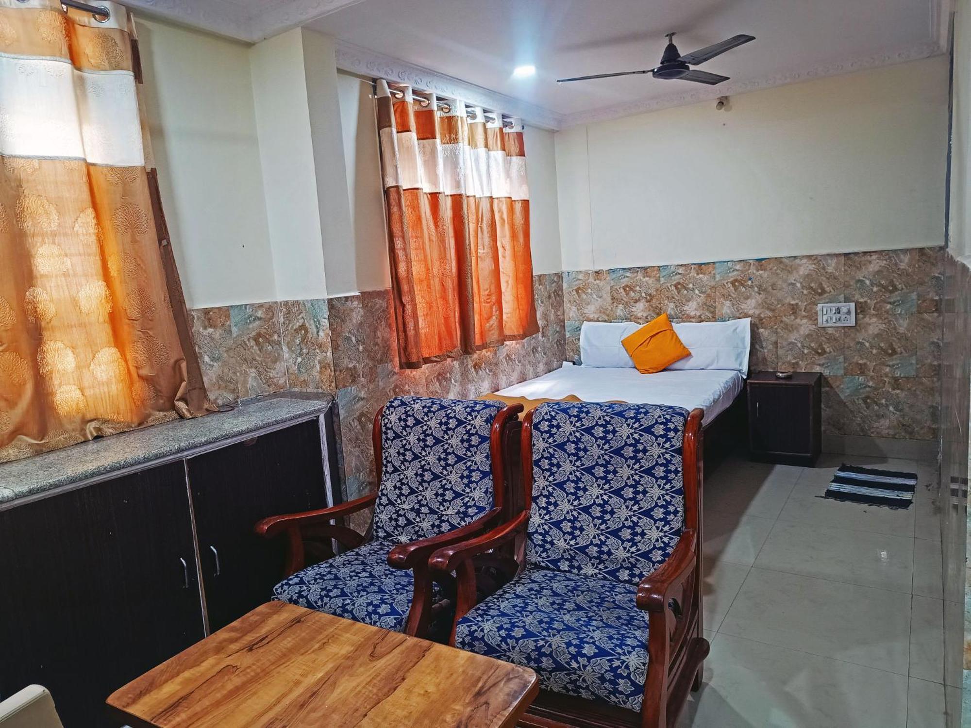 Thirumala Paradise Hotel 2*