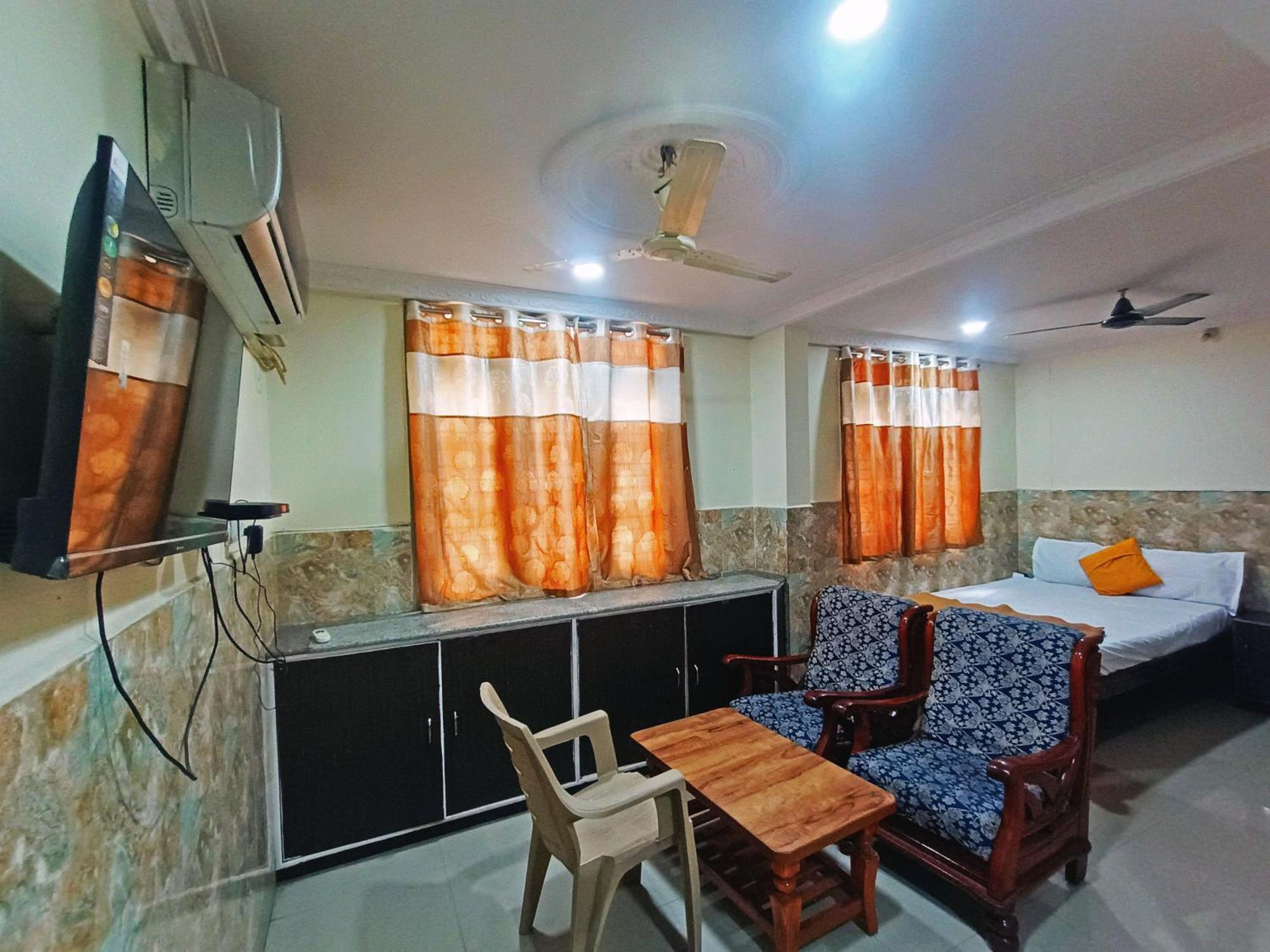 Thirumala Paradise Hotel 2*