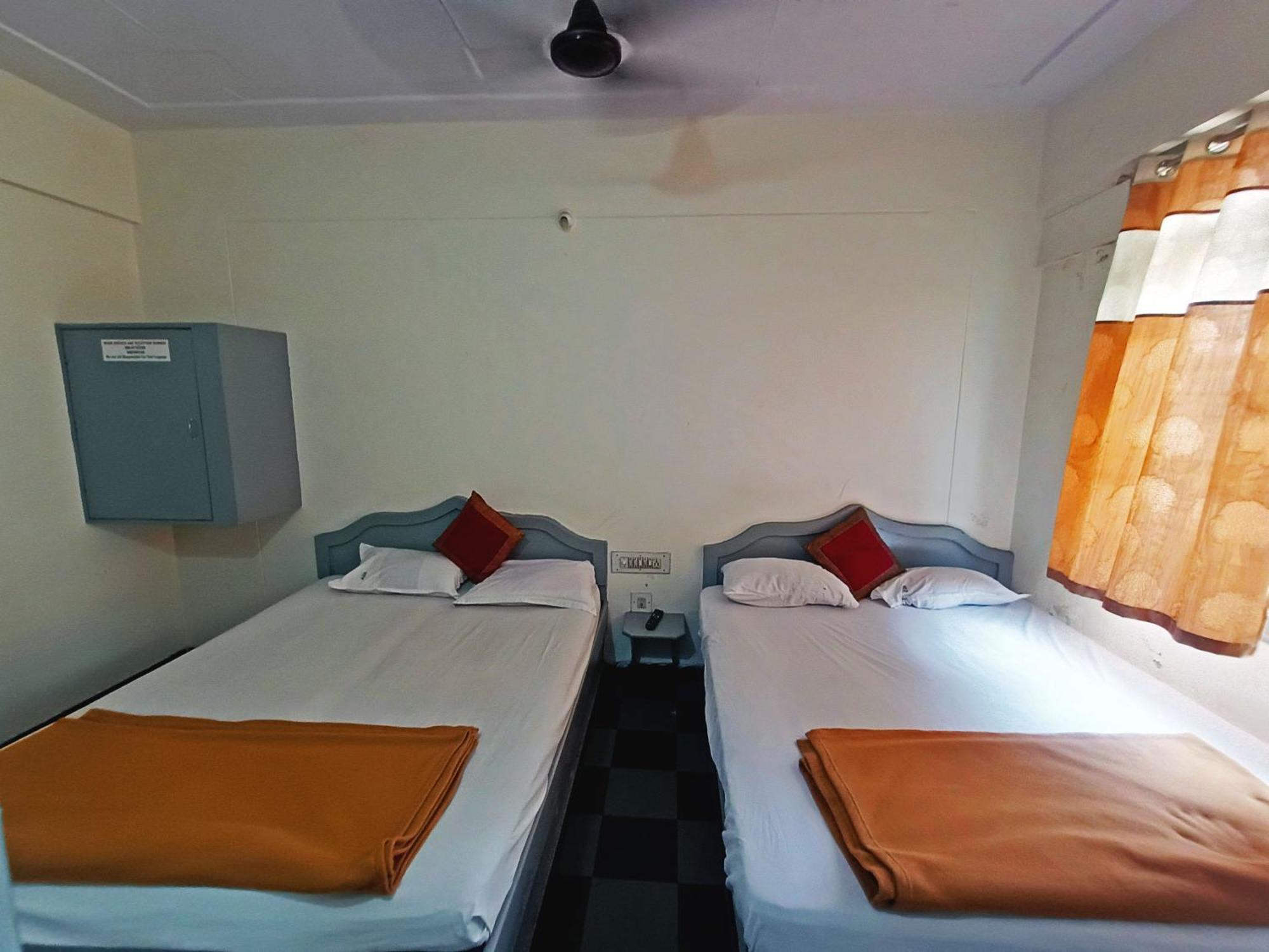 Hotel Thirumala Paradise 2*