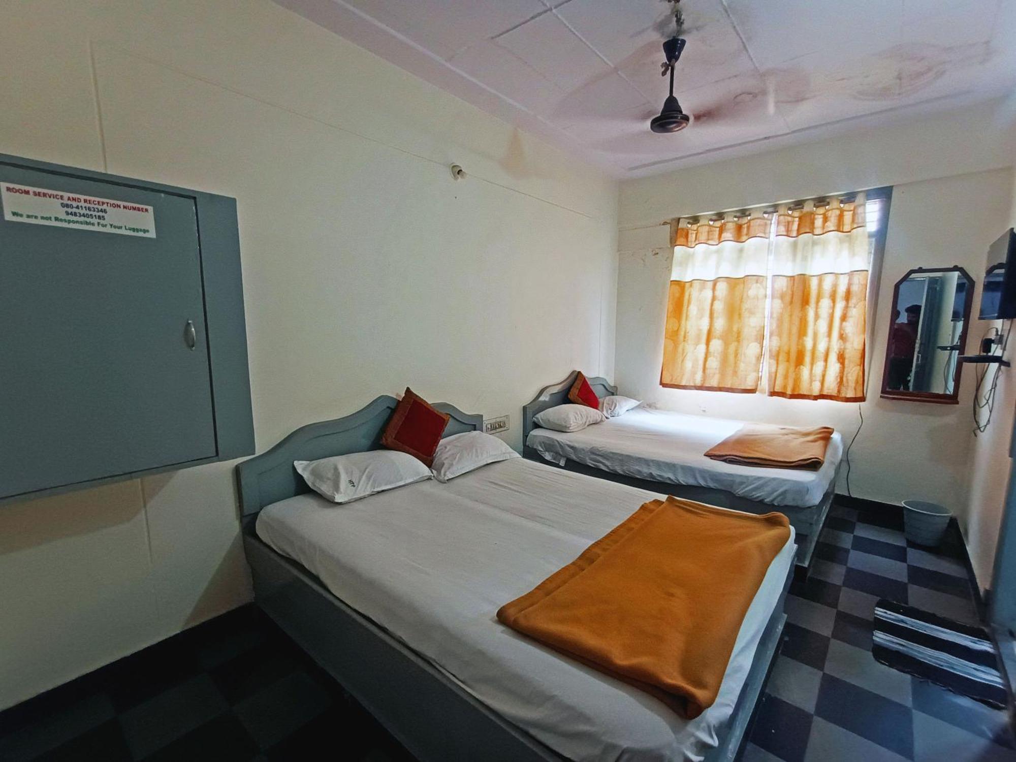Hotel Thirumala Paradise