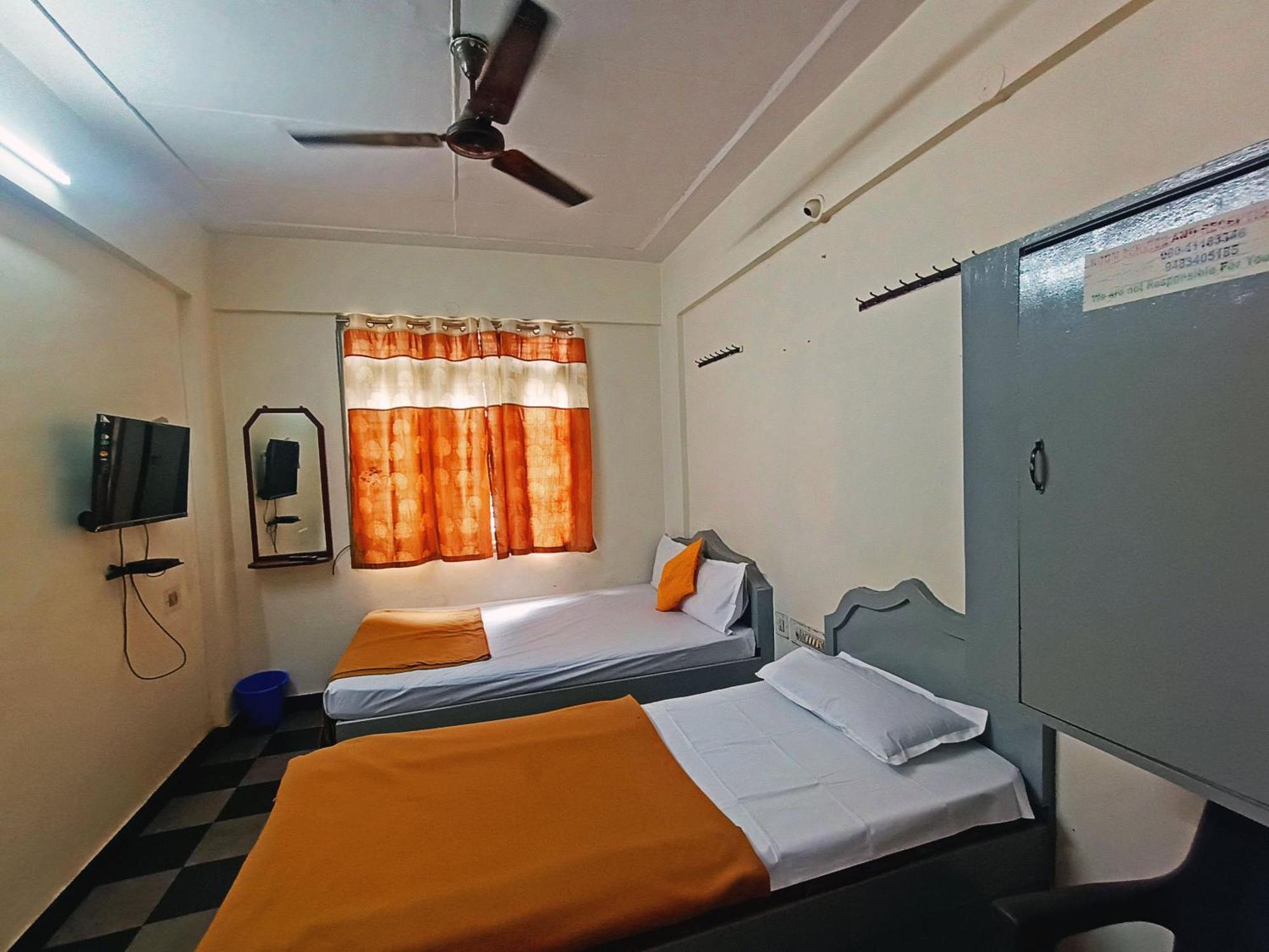 Thirumala Paradise Hotel 2*
