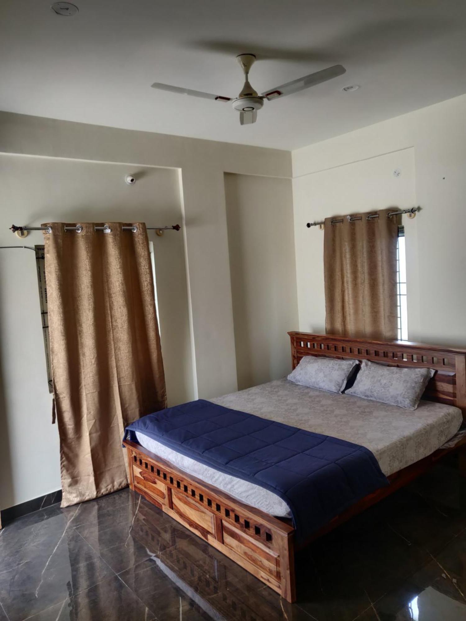 Castle Hebbal With Kitchen Apartment Bangalore