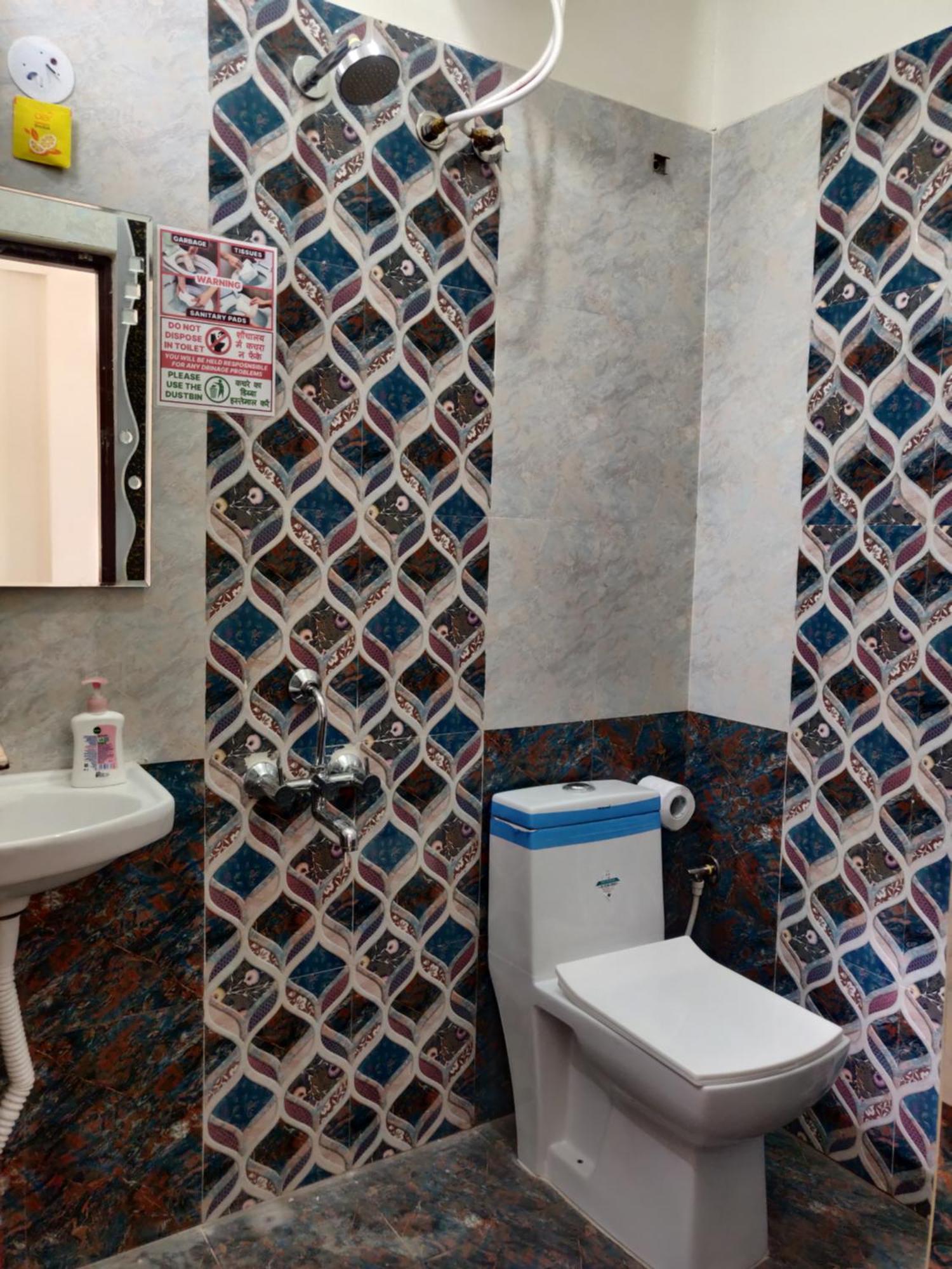 Castle Hebbal With Kitchen Apartment Bangalore