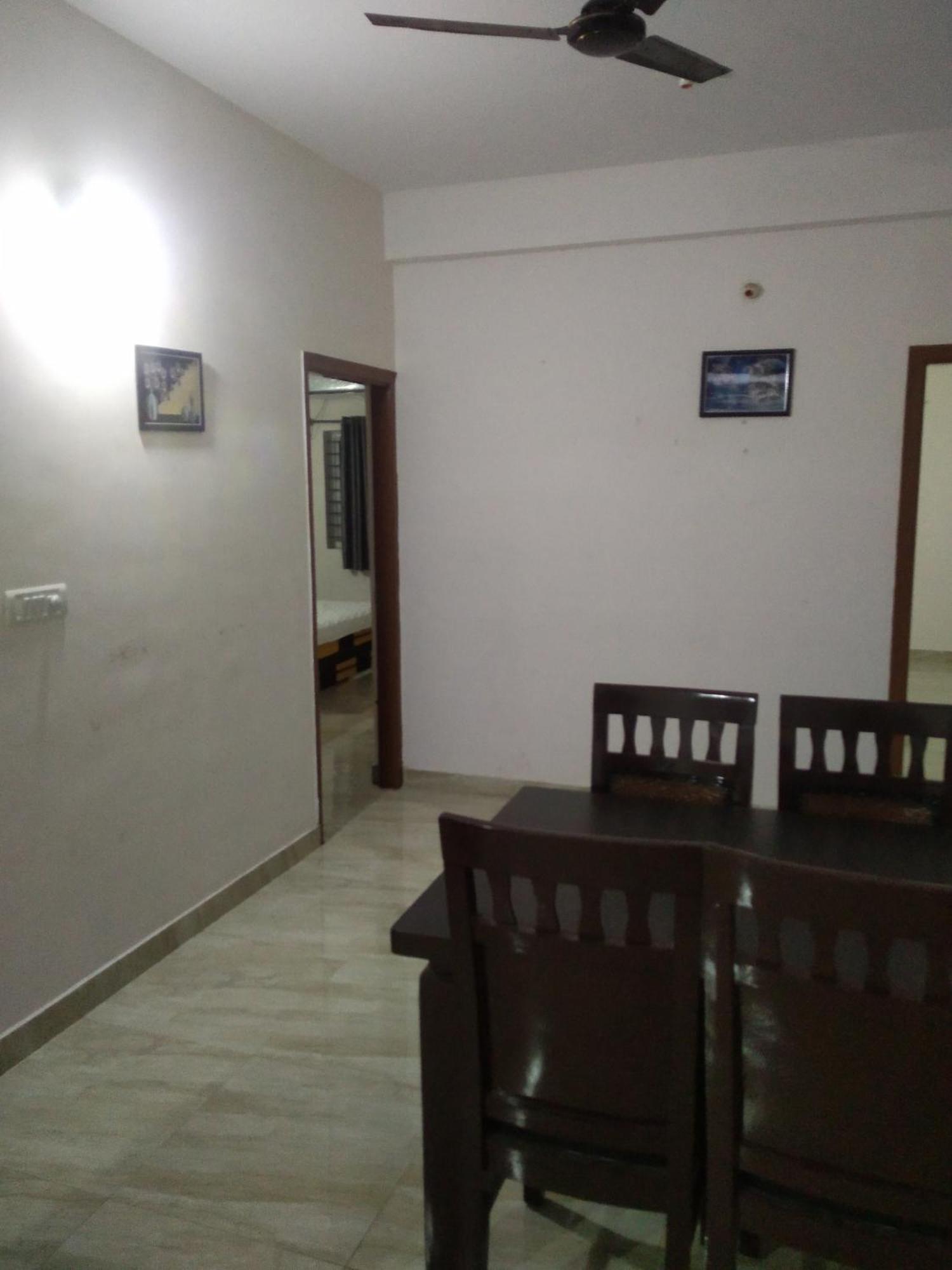 Elite 2bhk Service Apartment *