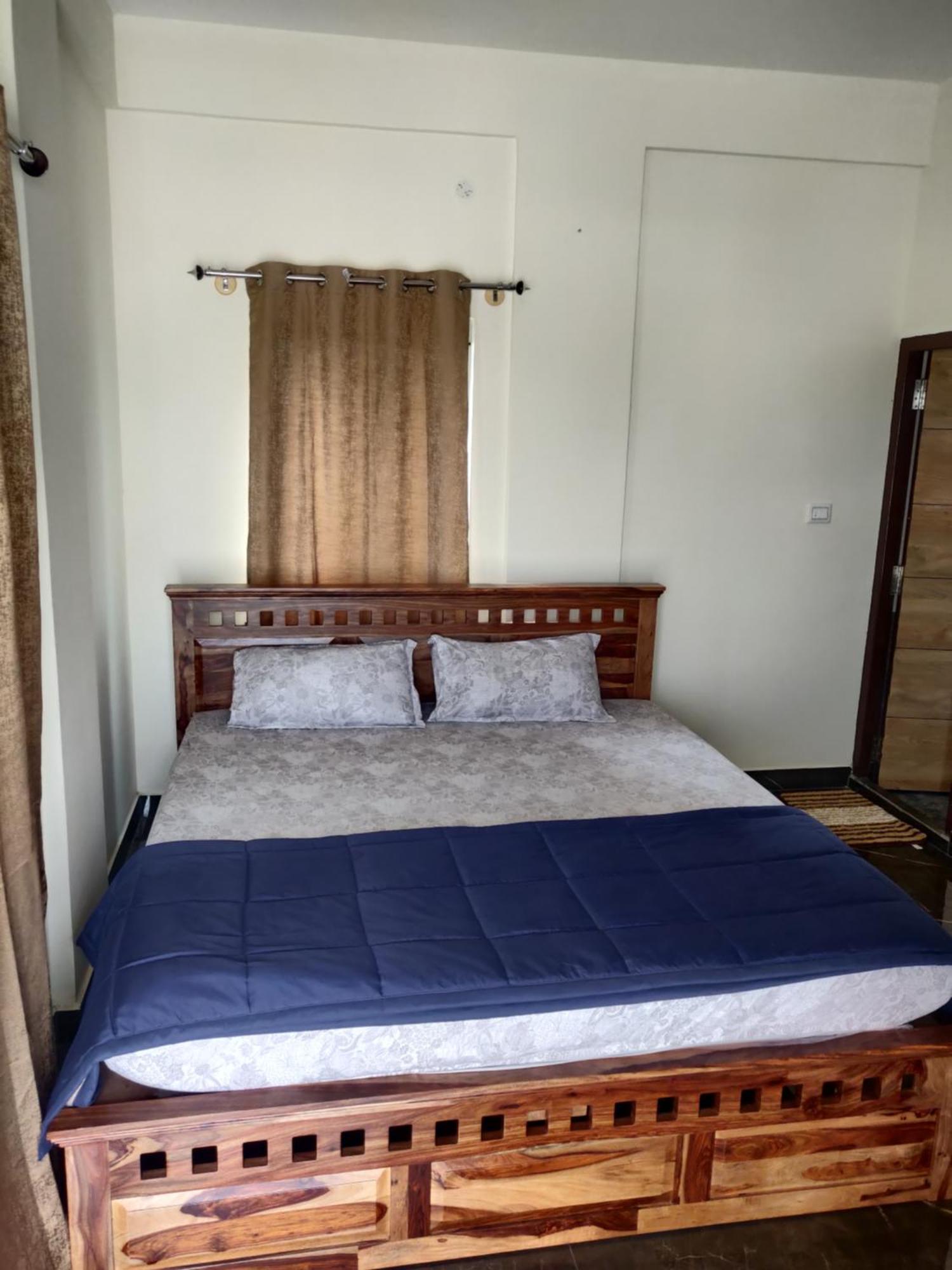 Castle Hebbal With Kitchen Apartment Bangalore