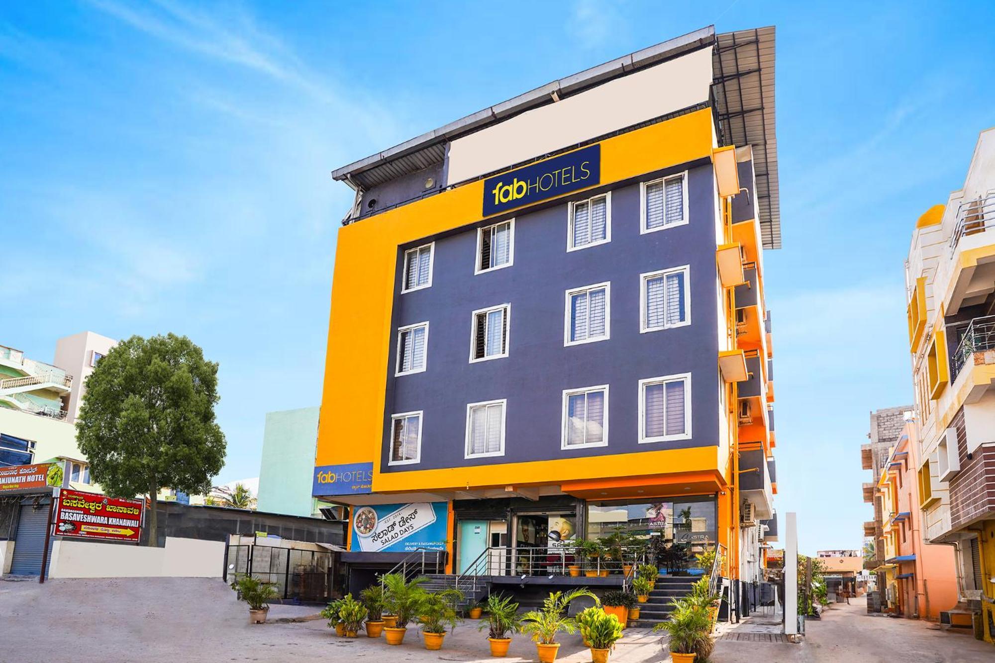 Fabhotel Astra - Electronic Hotel 3*