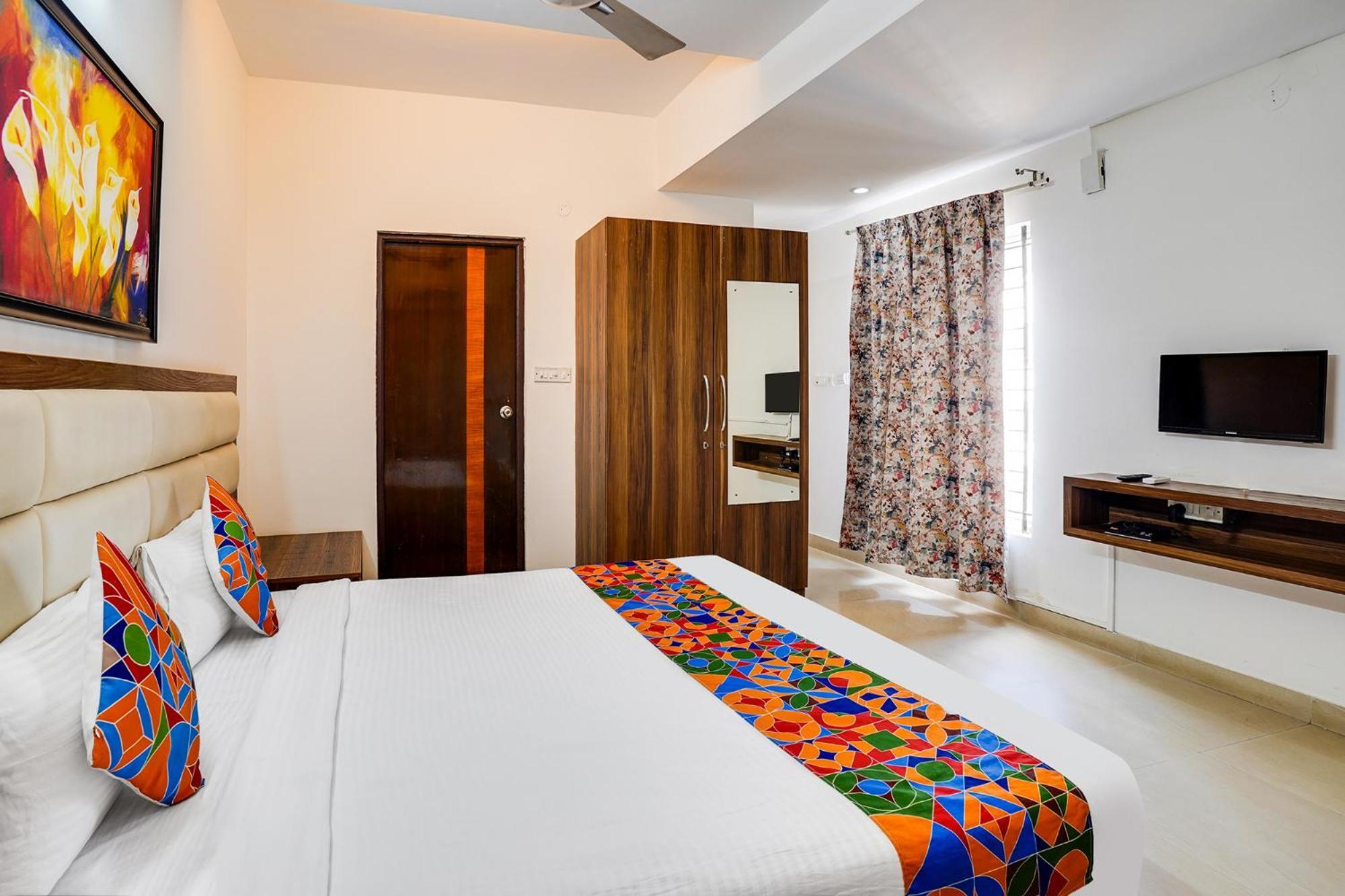 Fabhotel Astra - Electronic Hotel 3*