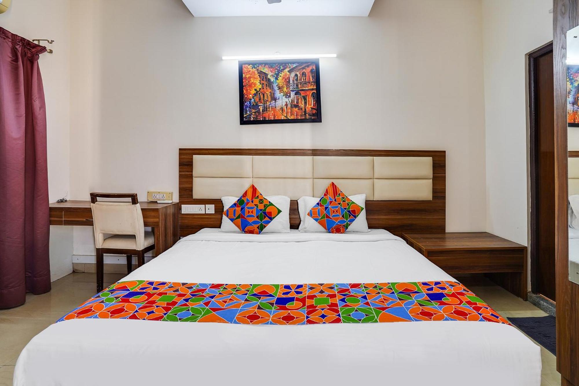 Hotel Fabhotel Astra - Electronic 3*