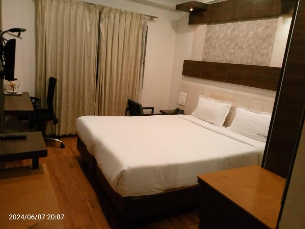 Sandalwood Hotel Bangalore