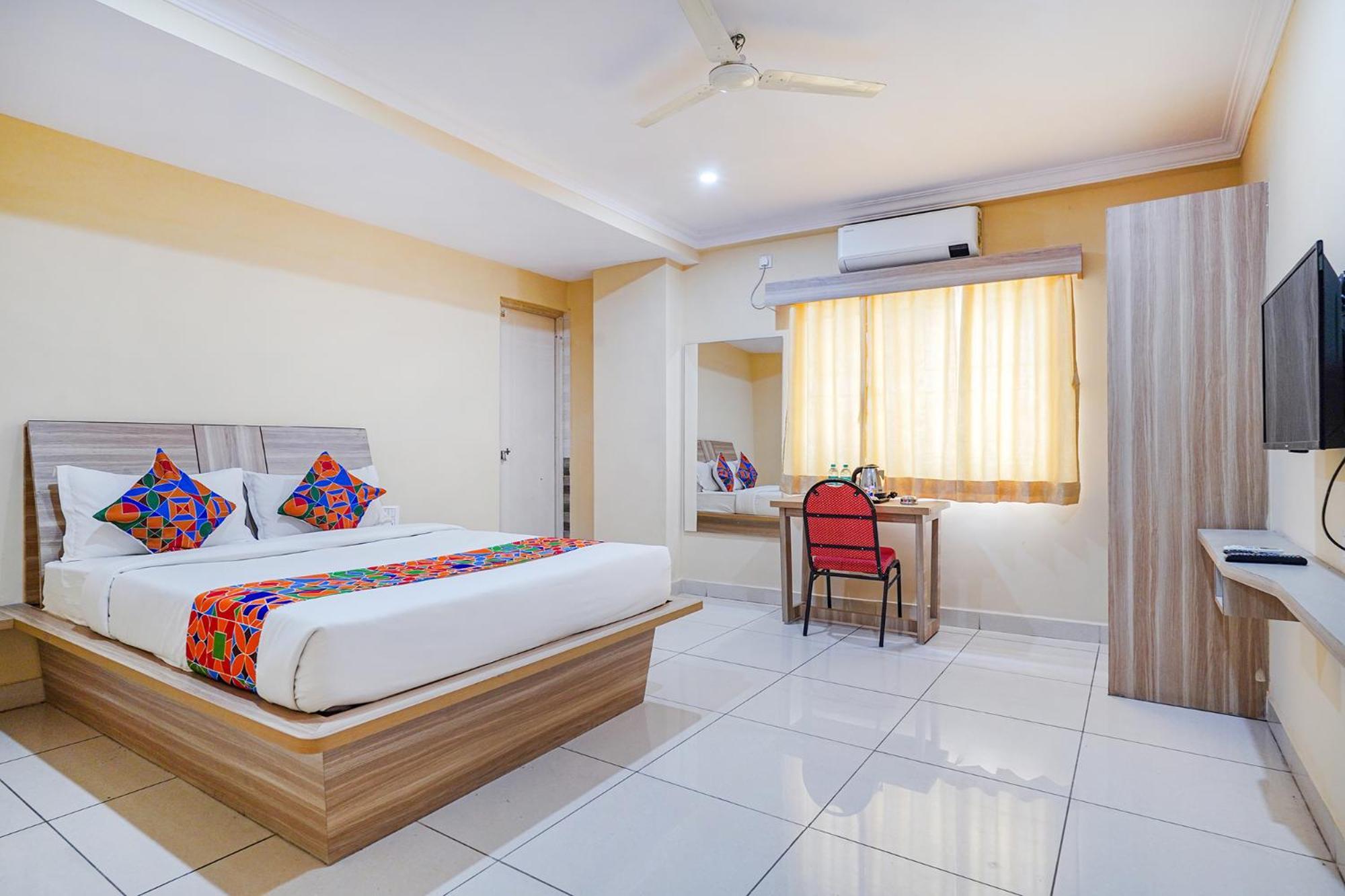 Fabhotel Bns Comforts