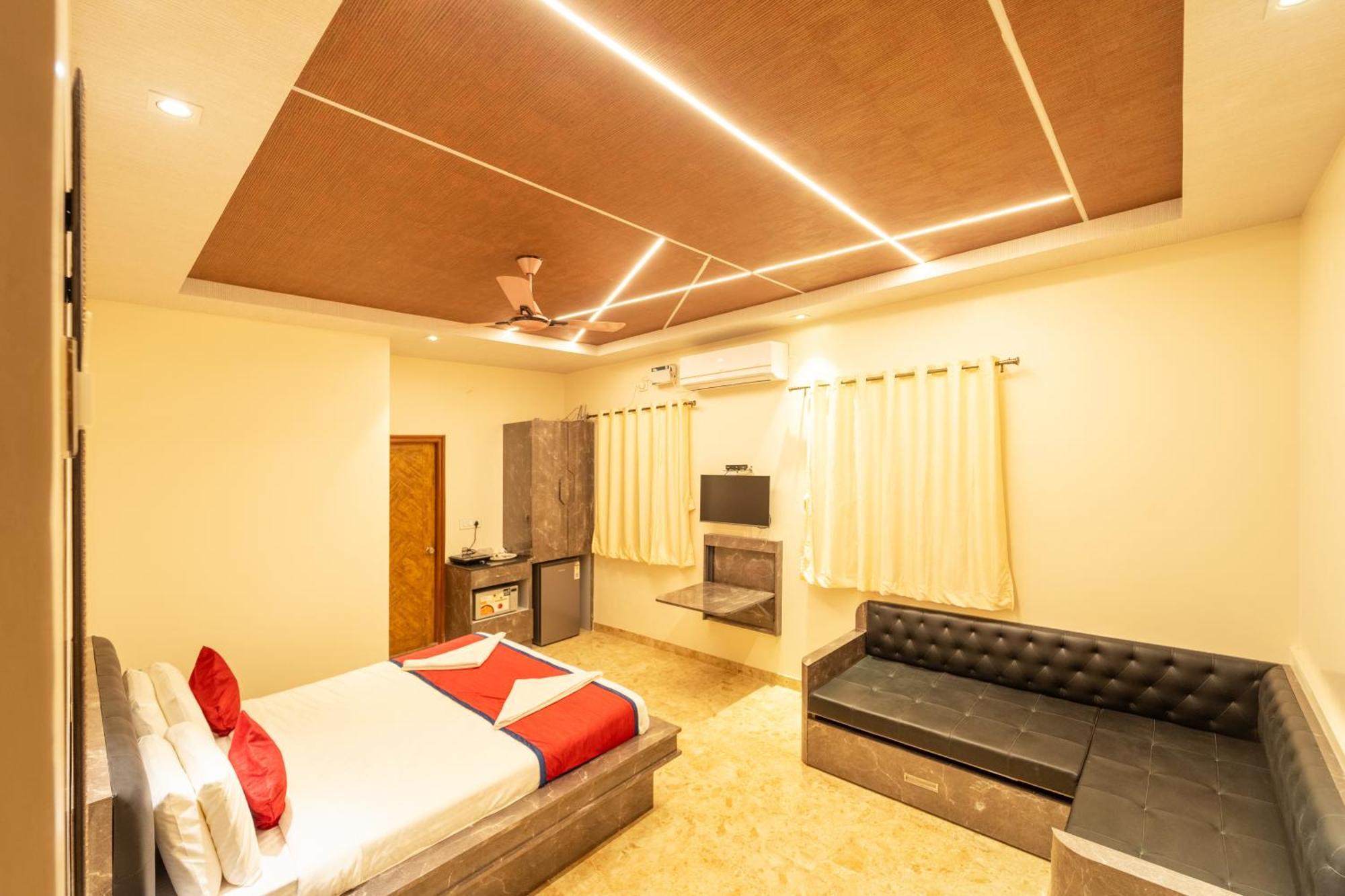 Seasons Hbr Hotel 3*