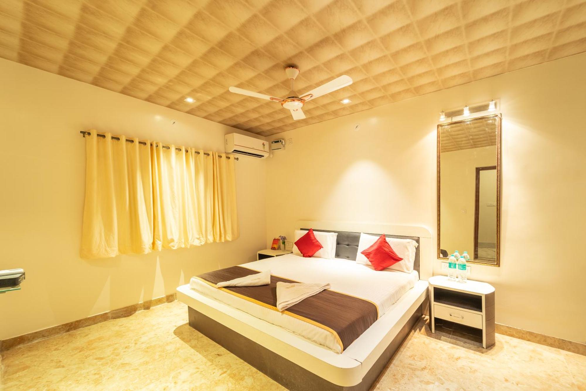 Hotel Seasons Hbr Bangalore