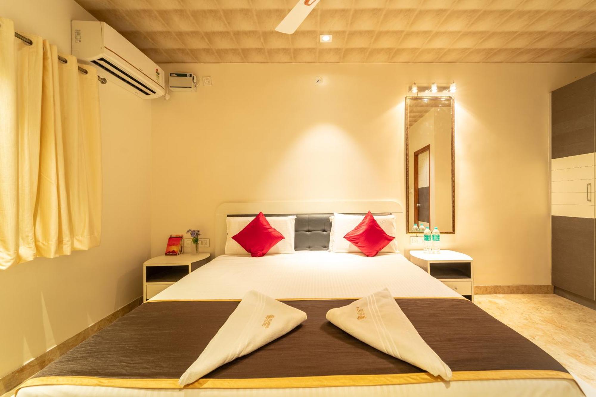 Hotel Seasons Hbr 3*