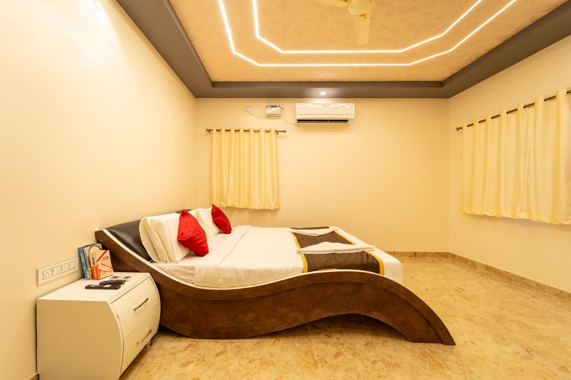 Seasons Hbr Hotel Bangalore