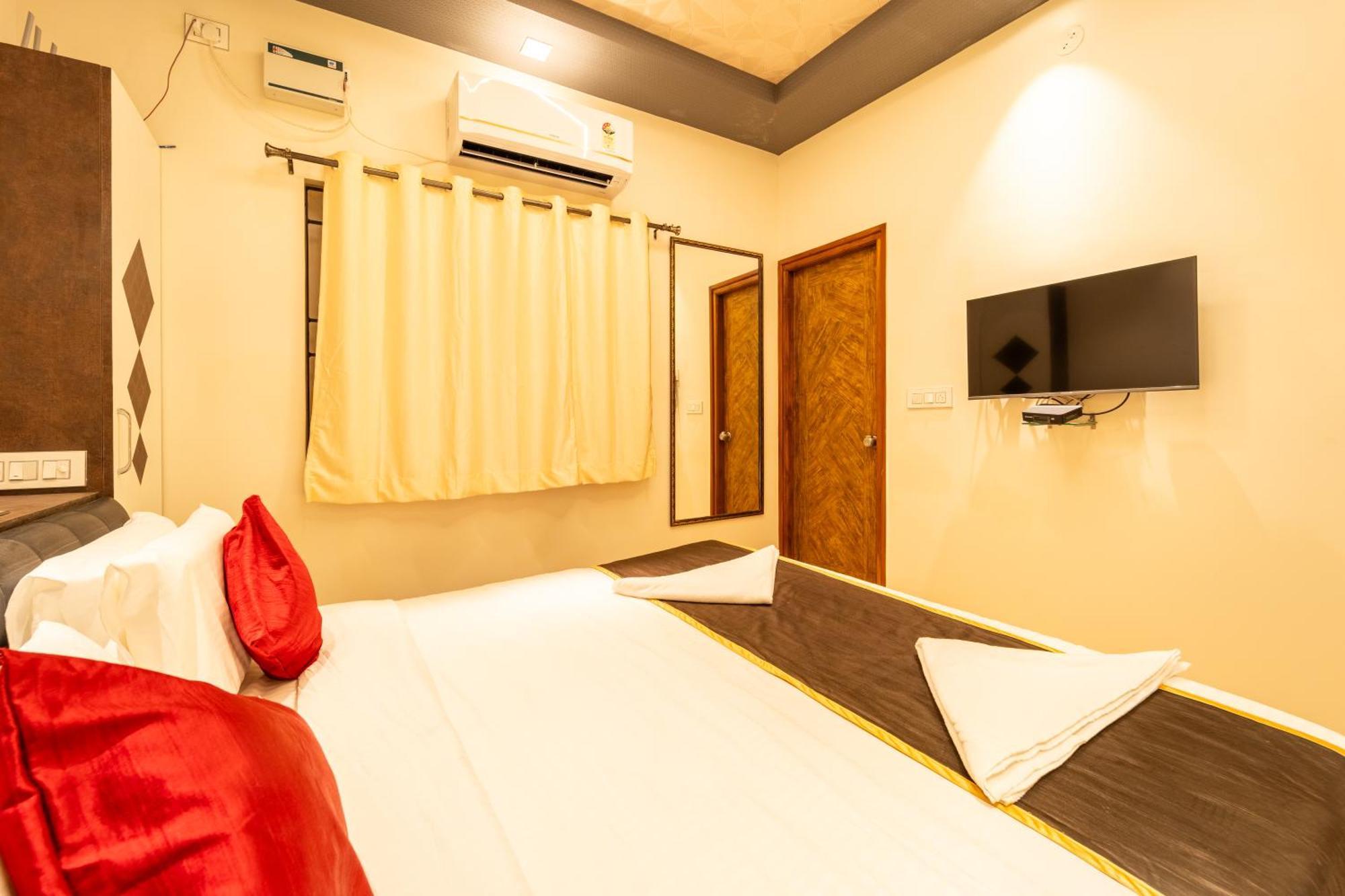 Seasons Hbr Hotel