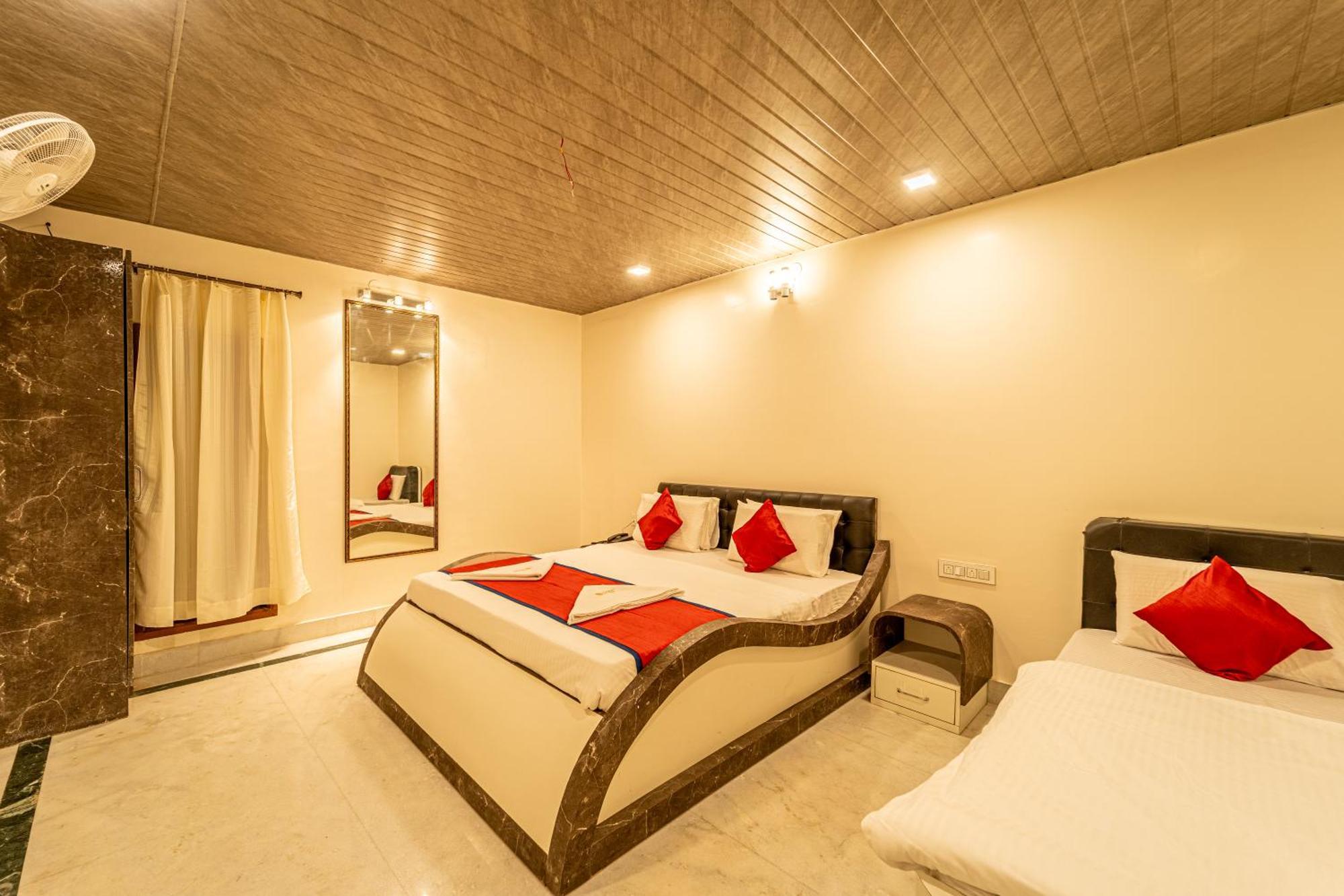 Hotel Seasons Hbr