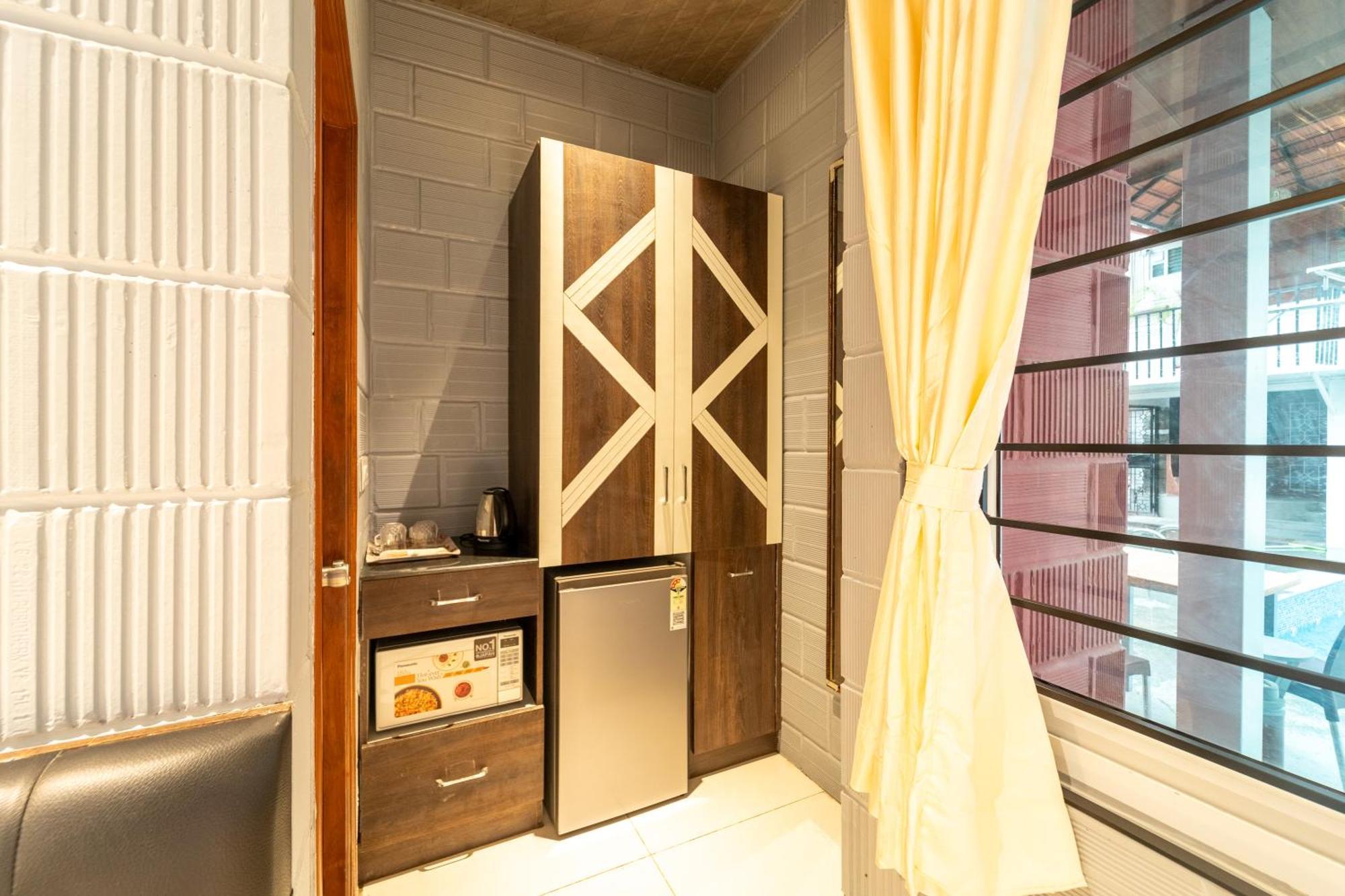 Hotel Seasons Hbr