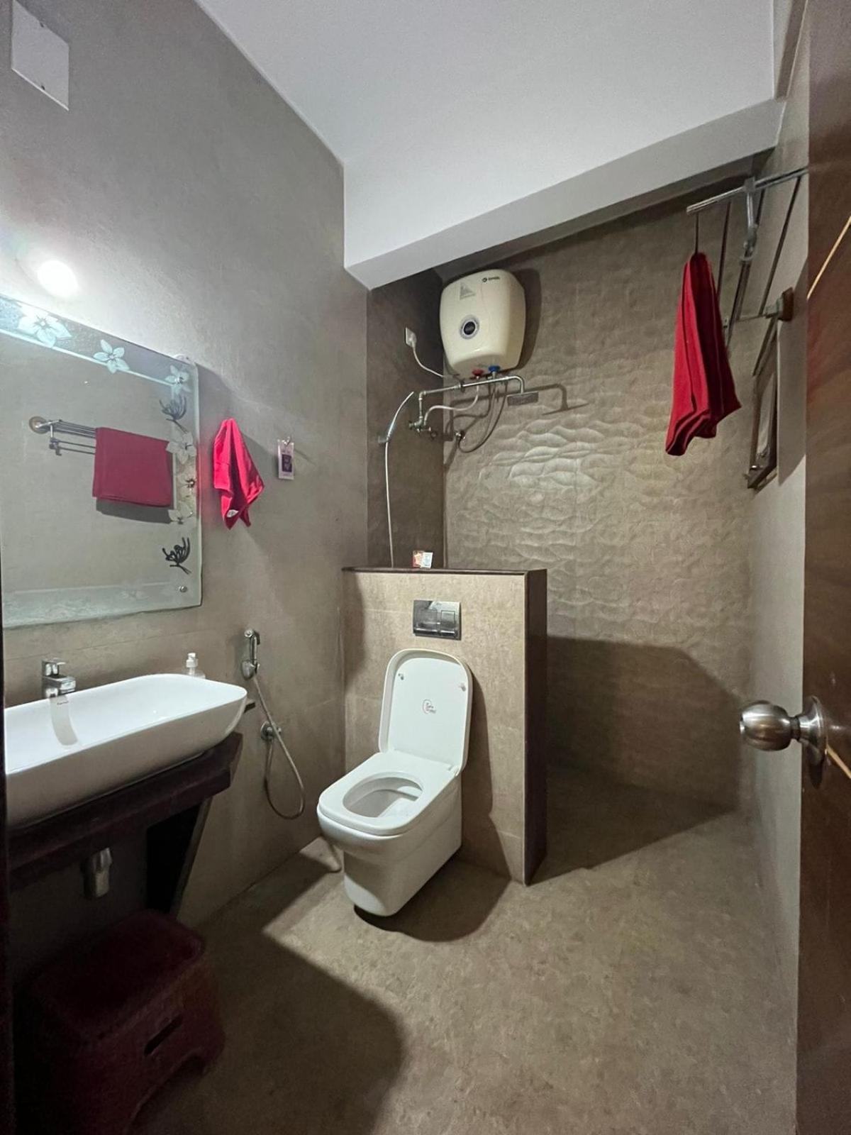 Villa Amara Corporate - Complete 5 With Car Parking Bangalore