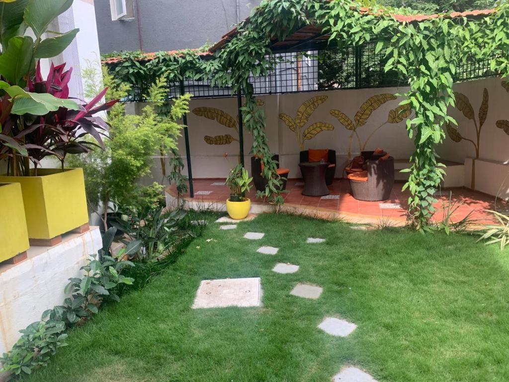 Brham Store & Residency, Brunton Road Homestay *